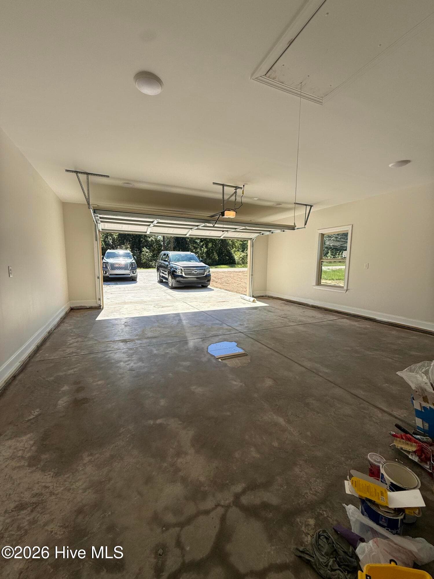 Large Garage - 111 E Quaker Road E, Wrens, GA 30833