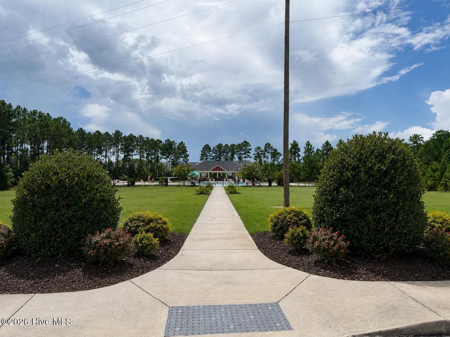 community pool and cabana - 820 Hidden Bridge Drive, Jacksonville, NC 28546