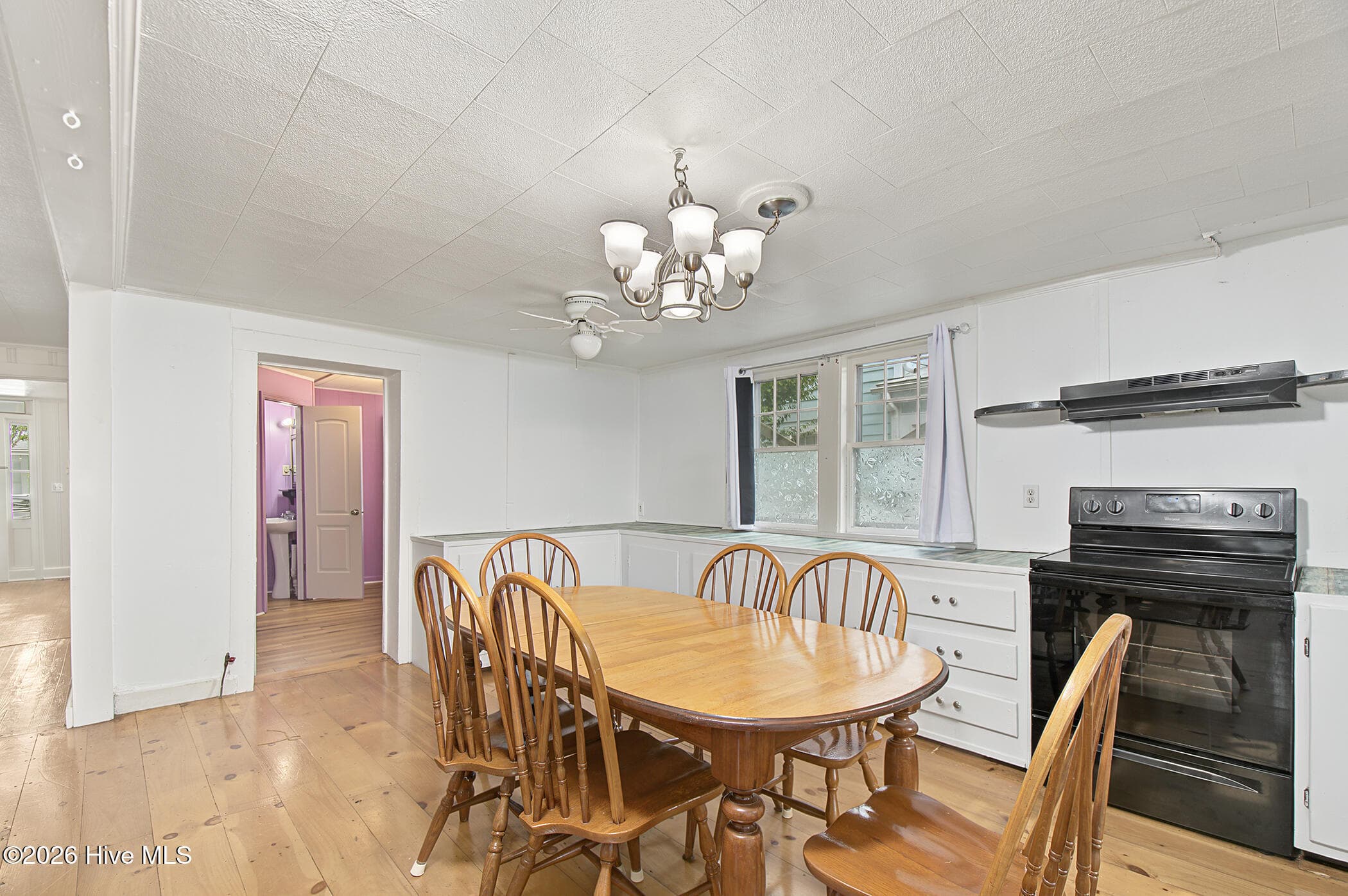 Single Family Residence at 212 Orange Street, Beaufort, NC 28516, photo 17 of 37