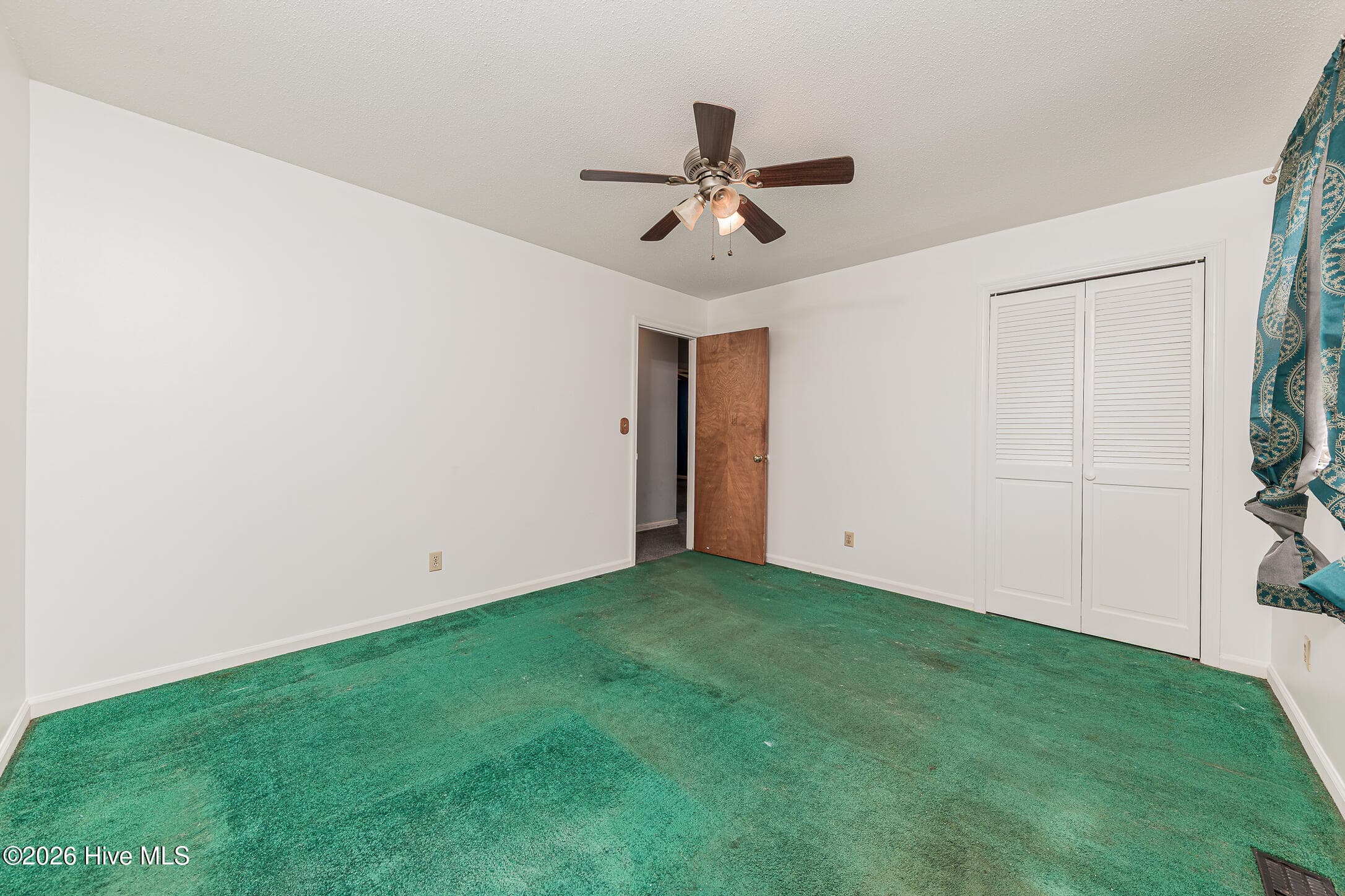 Single Family Residence at 102 Lionel Avenue, Jacksonville, NC 28540, photo 43 of 77