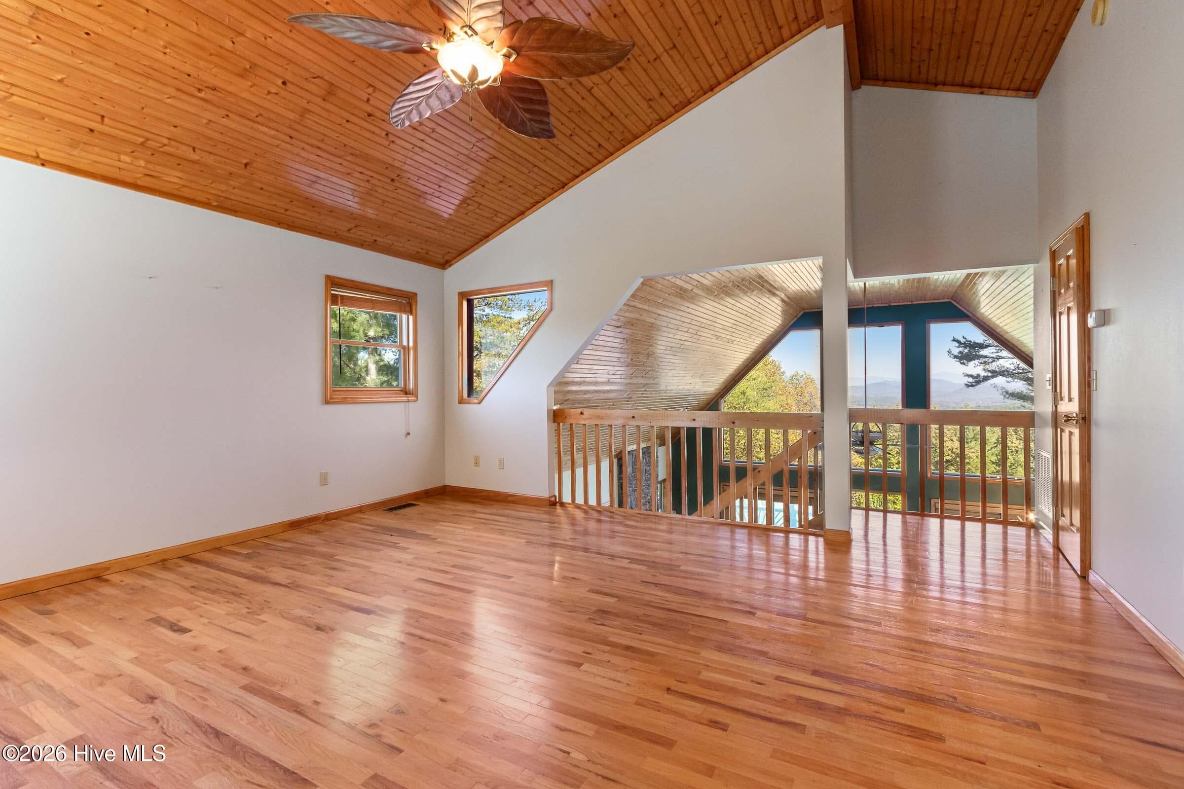 Single Family Residence at 75 Mountain Overlook Drive, Murphy, NC 28906, photo 43 of 80