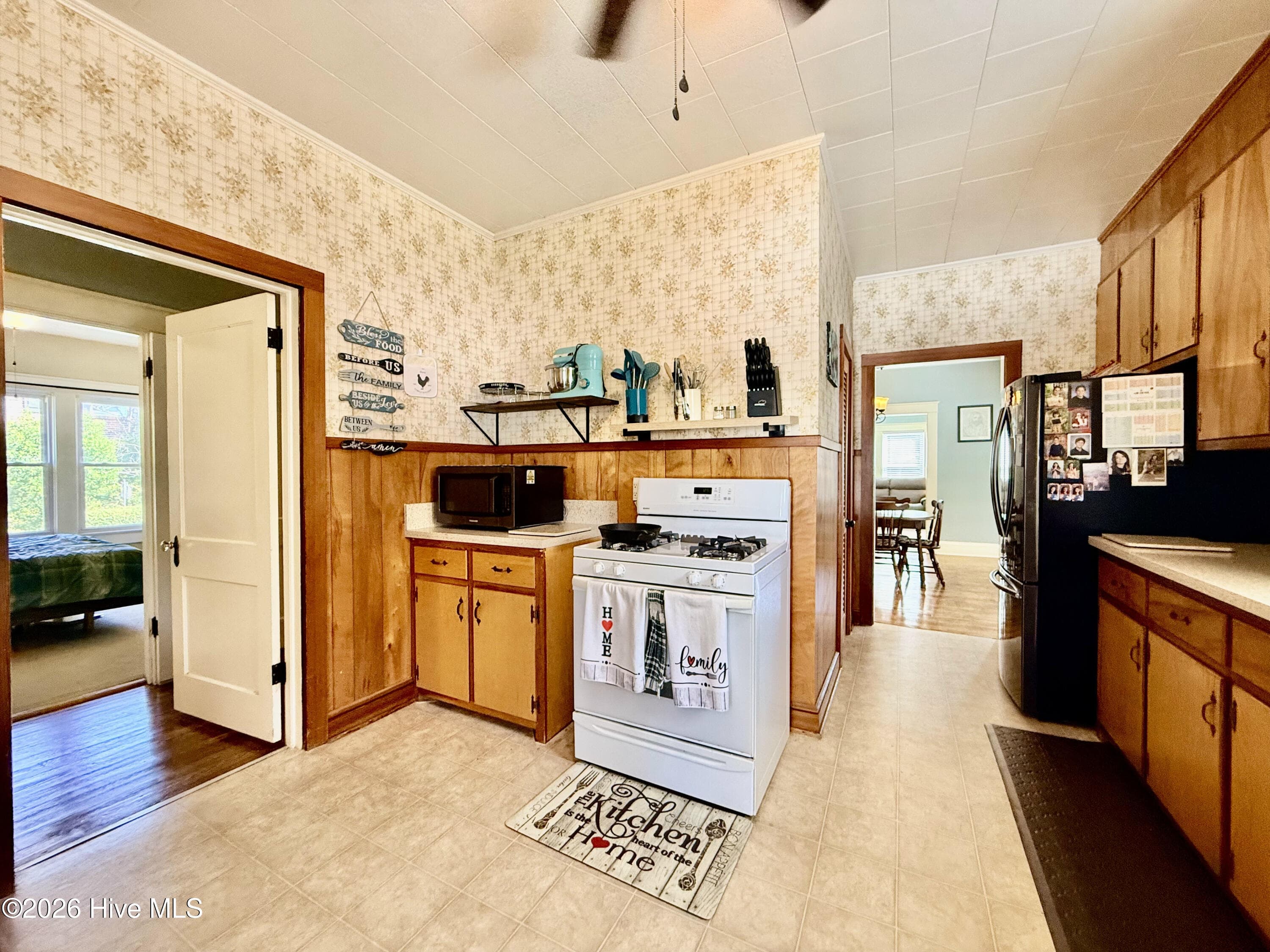 Single Family Residence at 408 Boyette Street, Hamlet, NC 28345, photo 6 of 76
