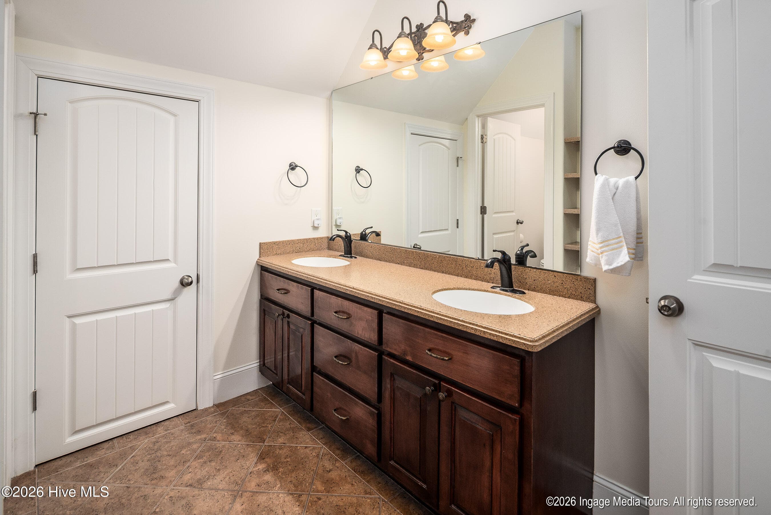 180 Tate Road, Belhaven, NC 27810