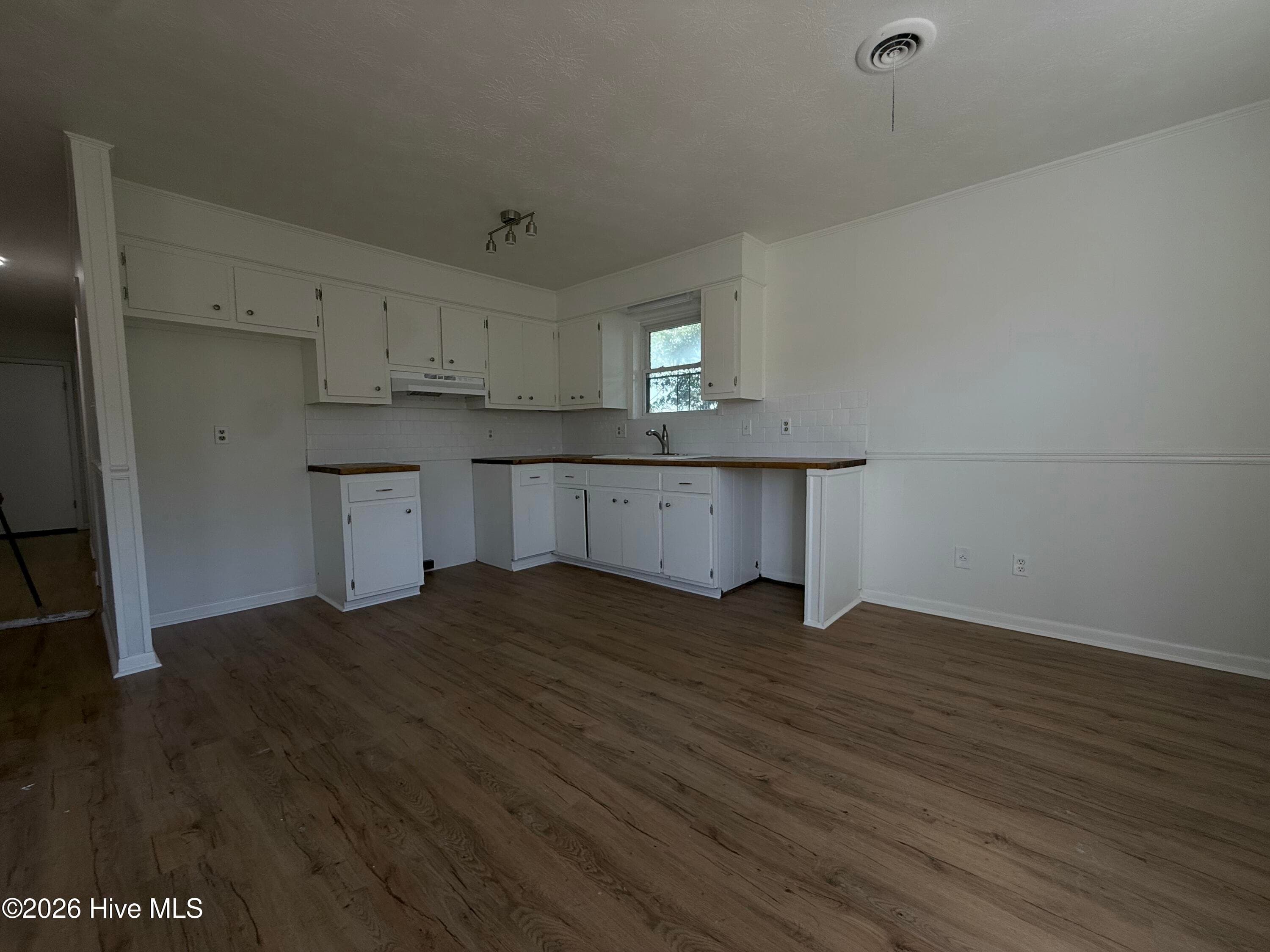 Single Family Residence at 400 Old Anderson Road, Augusta, GA 30907, photo 4 of 11