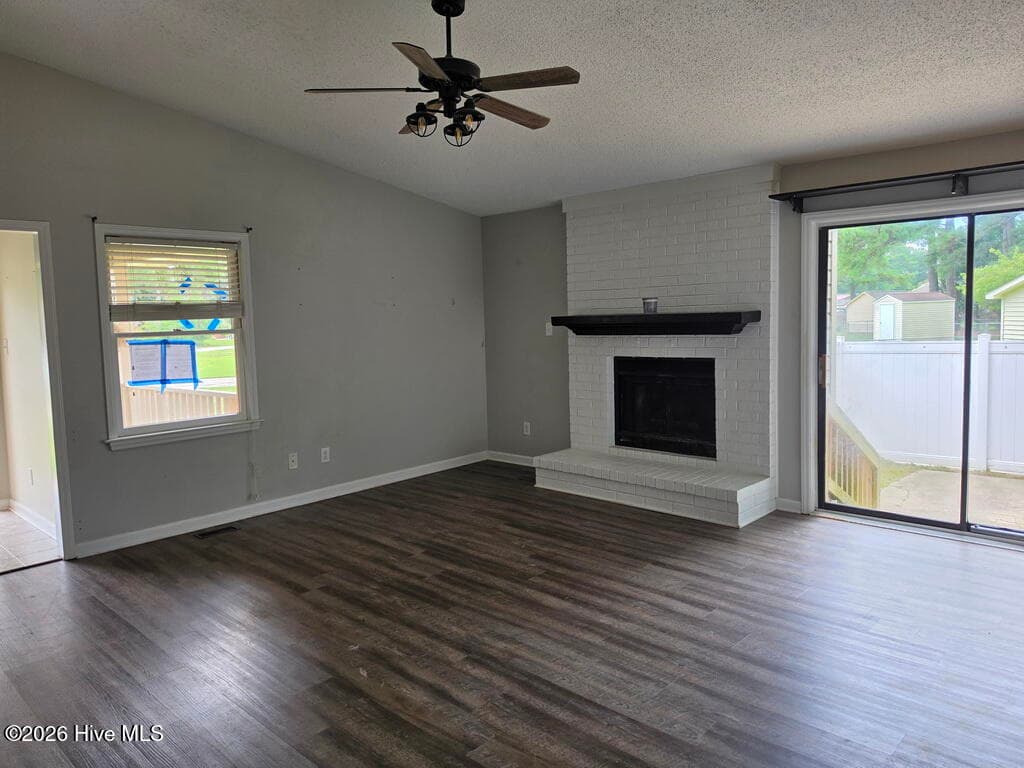 Single Family Residence at 313 Balsam Place, Goldsboro, NC 27534, photo 2 of 8