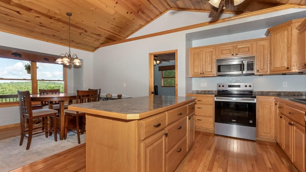 Single Family Residence at 815 Smokey Hollow Drive, Murphy, NC 28906, photo 15 of 50