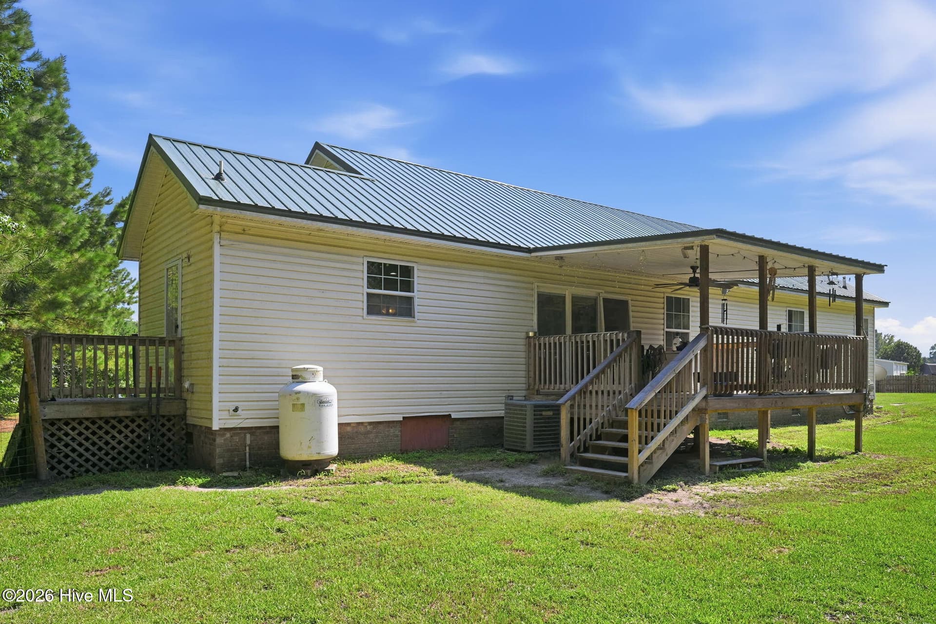 111 Bradham Drive, Beulaville, NC 28518