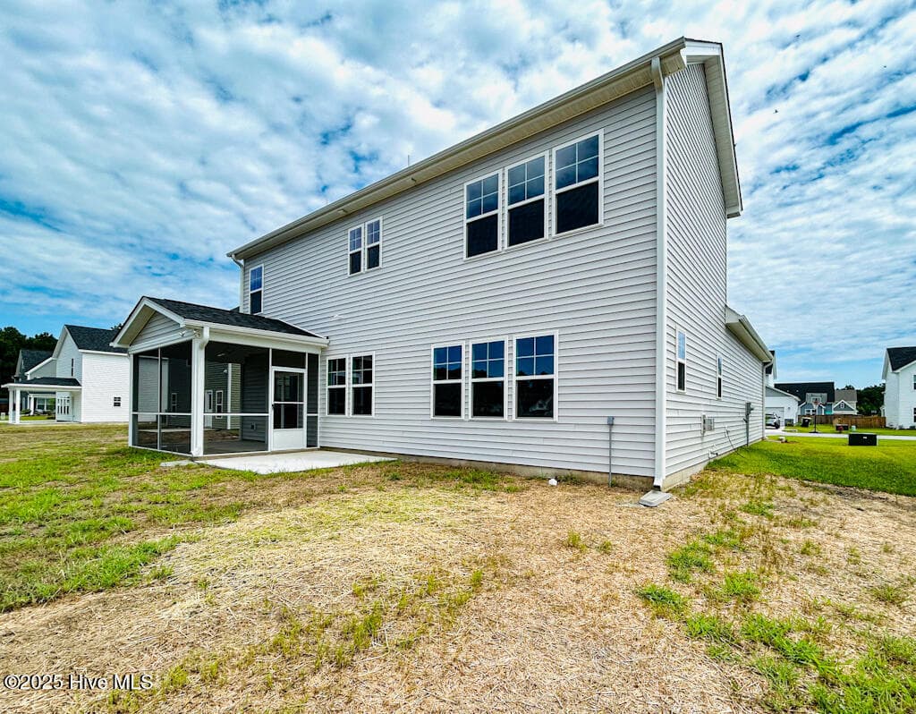 Single Family Residence at 504 Yellow Birch Way, Hubert, NC 28539, photo 15 of 90