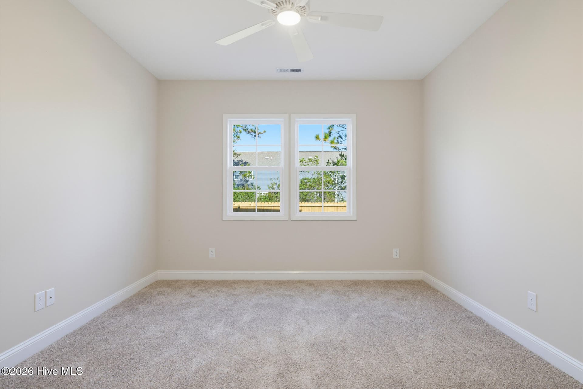 Townhouse at 226 Sandpiper Place, Holly Ridge, NC 28445, photo 10 of 26