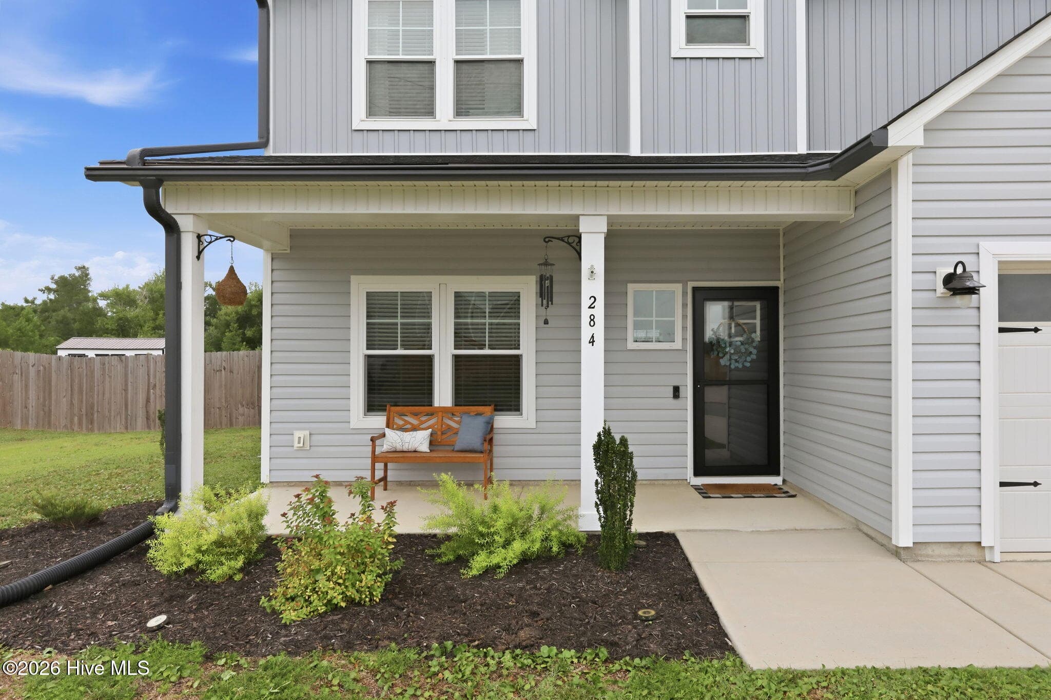 Single Family Residence at 284 E Ivybridge Drive, Hubert, NC 28539, photo 9 of 55