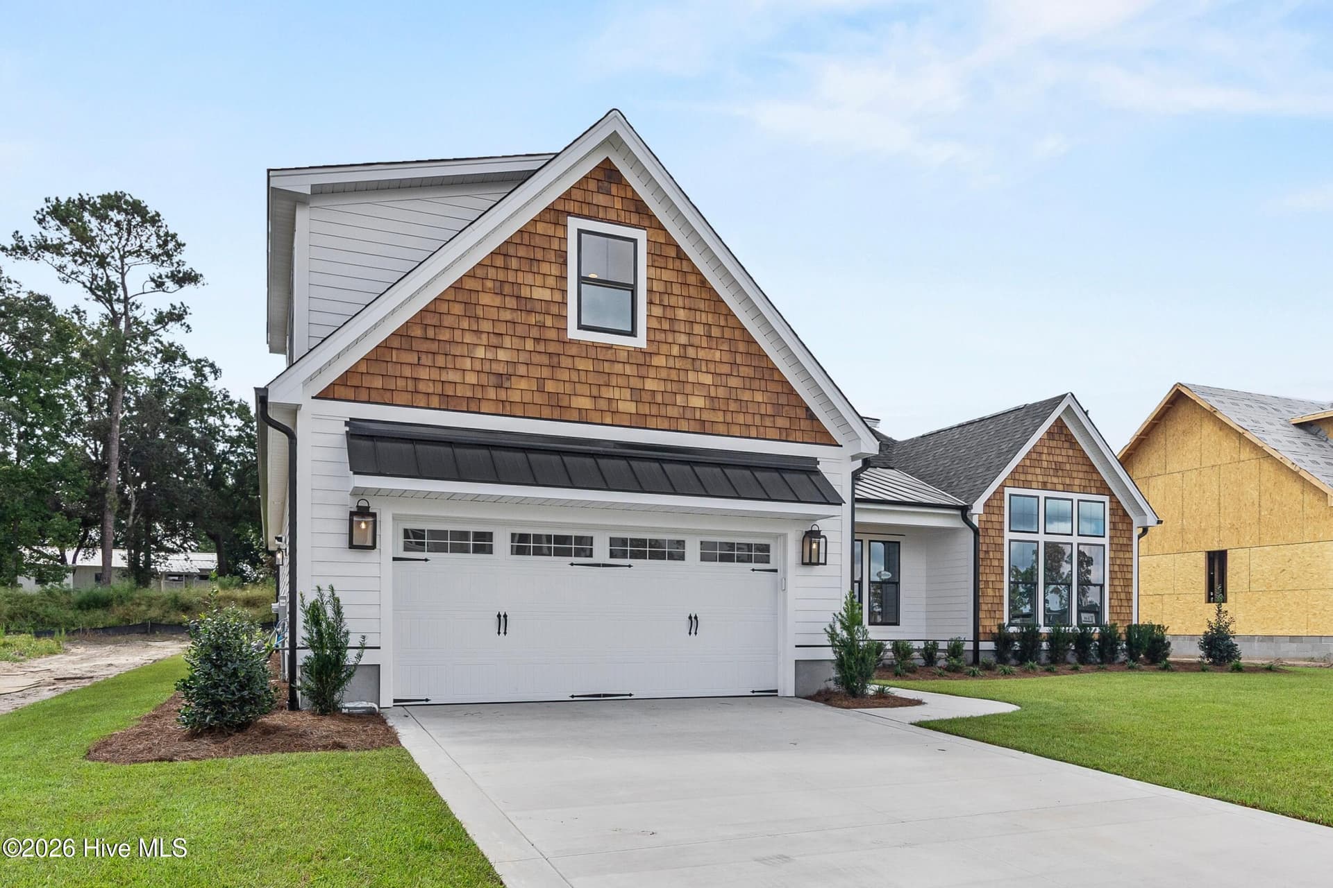 Single Family Residence at 86 Delphi Trace, Hampstead, NC 28443, photo 7 of 107