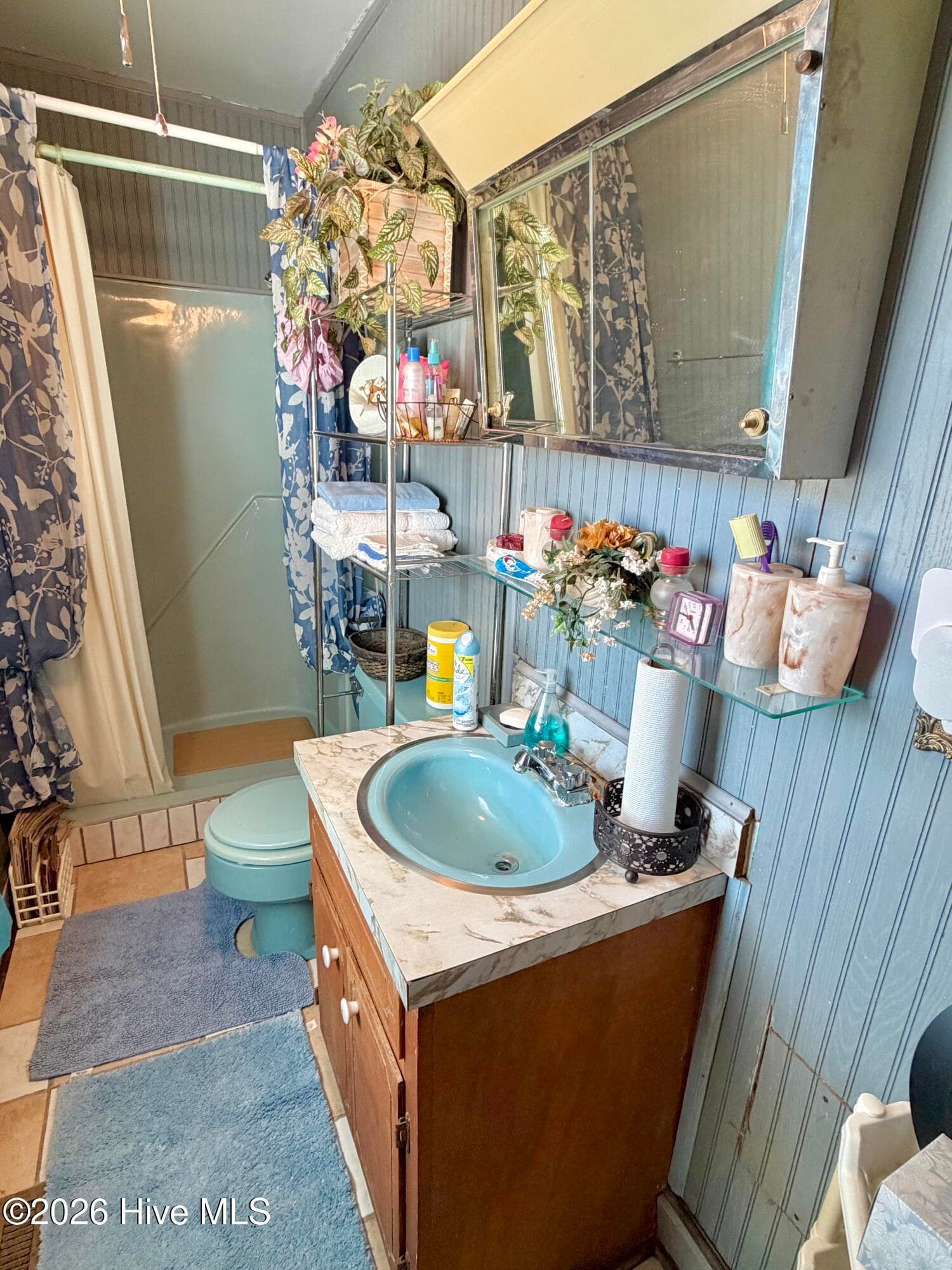 Master bath - 5978 Hwy 258 S, Deep Run, NC 28525