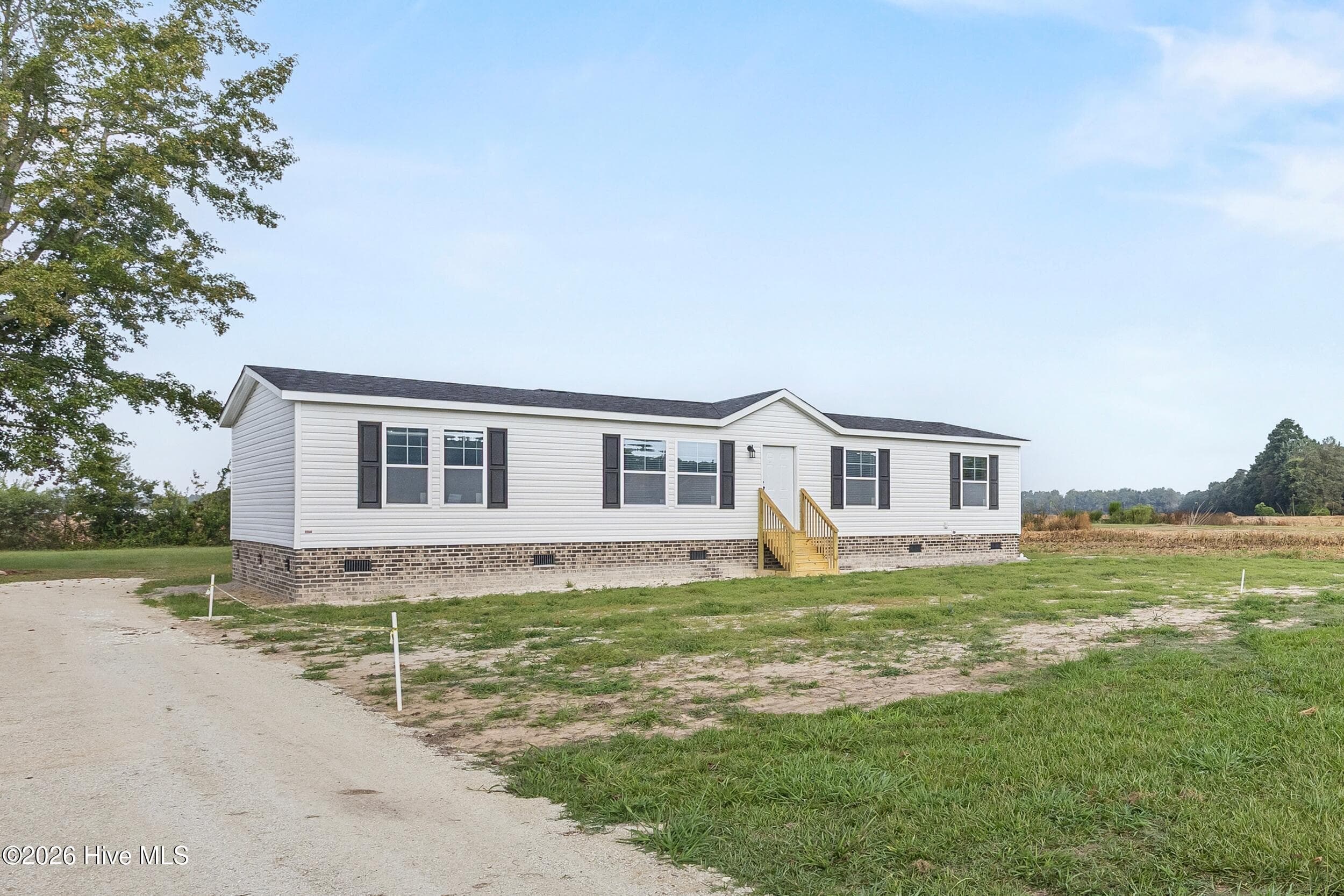 Manufactured Home at 2491 Carolina 111, Pink Hill, NC 28572, photo 11 of 48