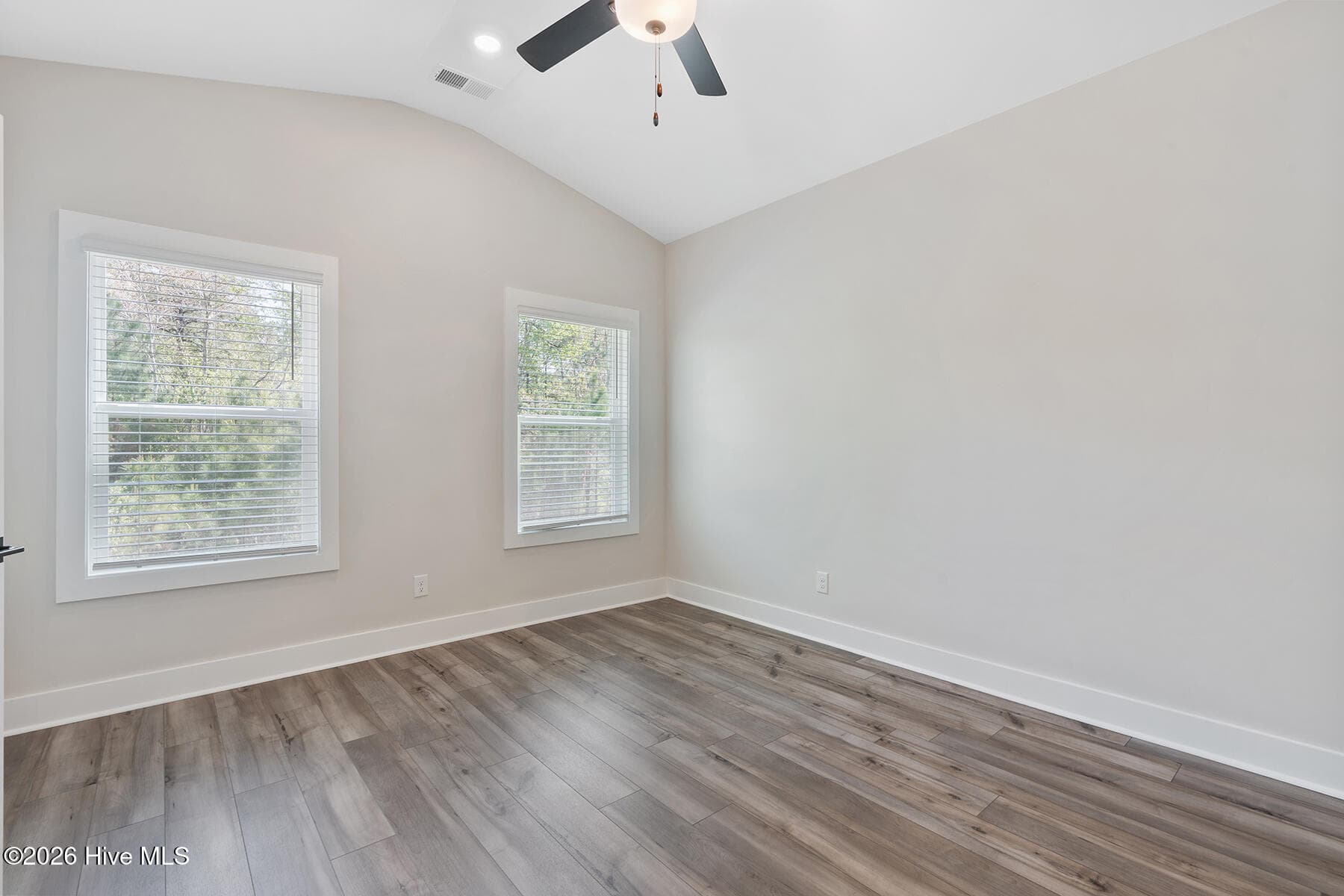 Single Family Residence at 136 Commons View Drive, Hampstead, NC 28443, photo 10 of 17