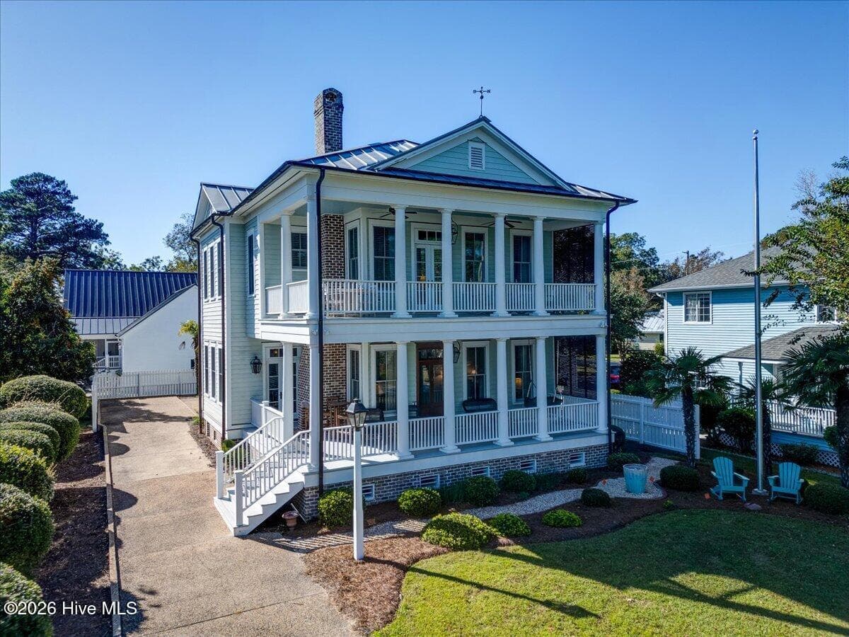 203 Vandemere Street, Oriental, NC 28571