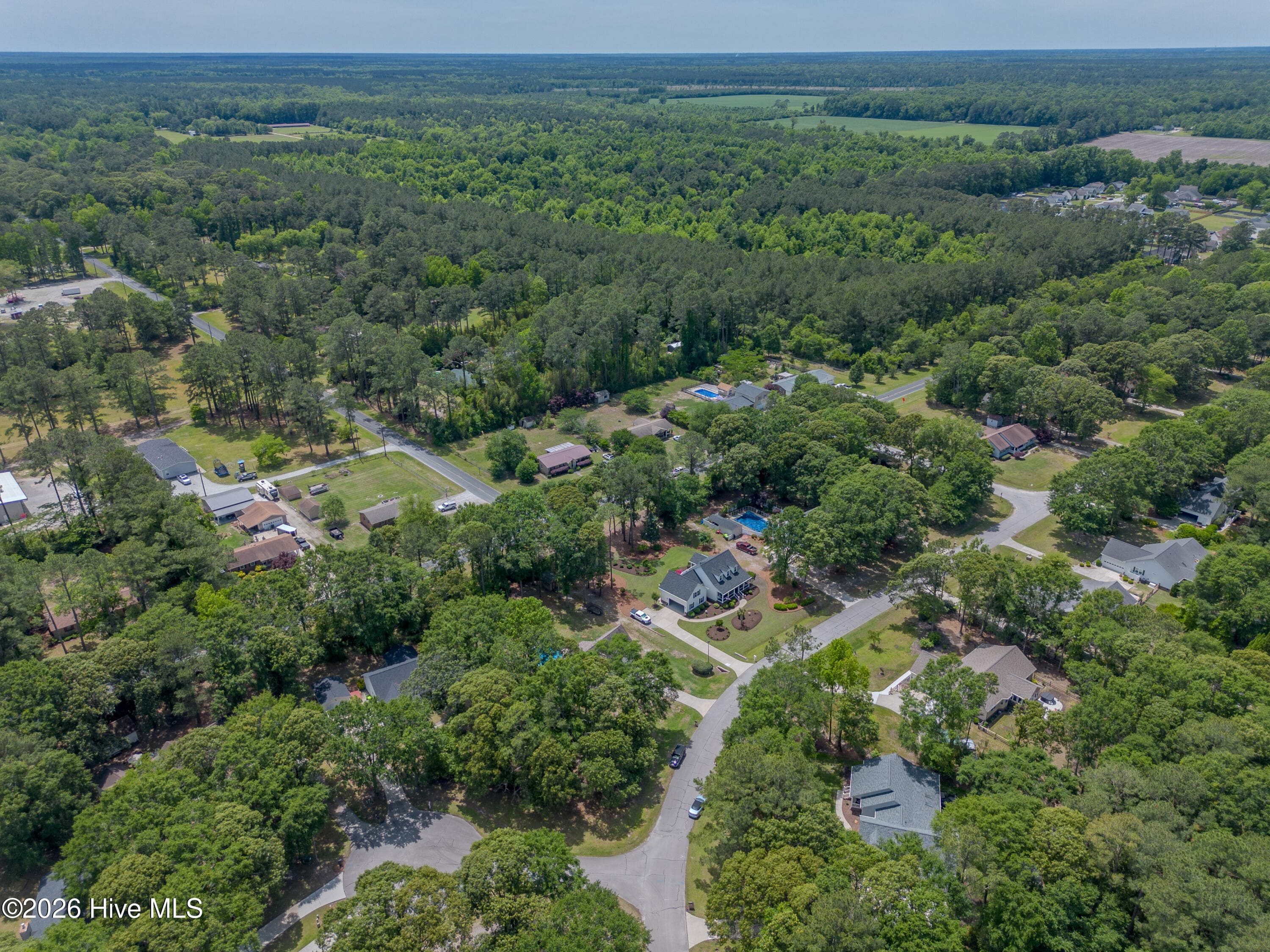Single Family Residence at 548 Deer Run Road, New Bern, NC 28562, photo 2 of 6