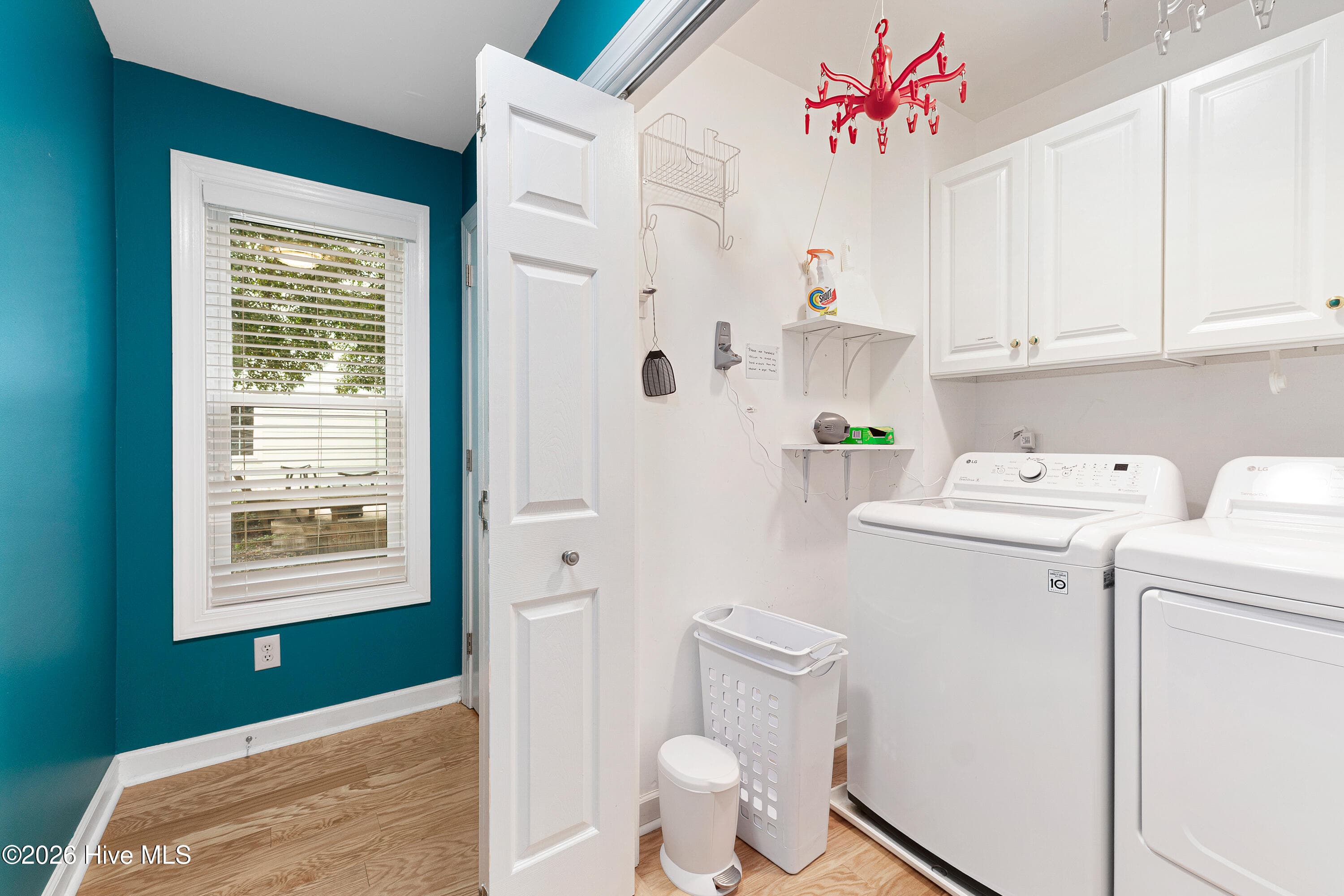 Single Family Residence at 102 Sandpiper Lane, Indian Beach, NC 28512, photo 29 of 64