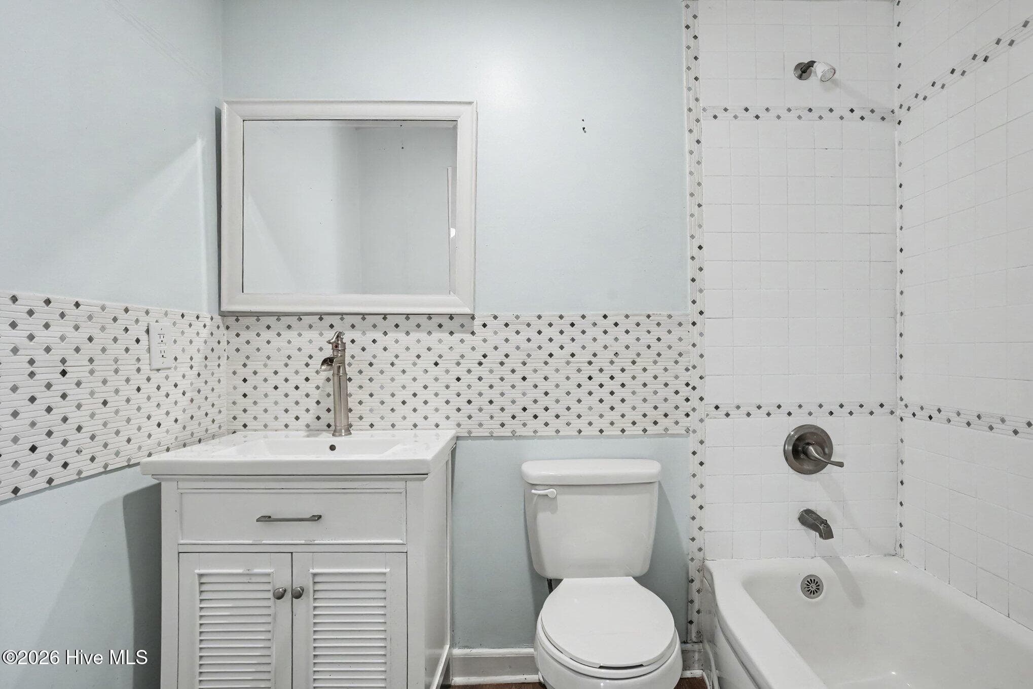 Single Family Residence at 124 N Middleton Avenue, Oak Island, NC 28465, Oak Island, photo 12 of 48