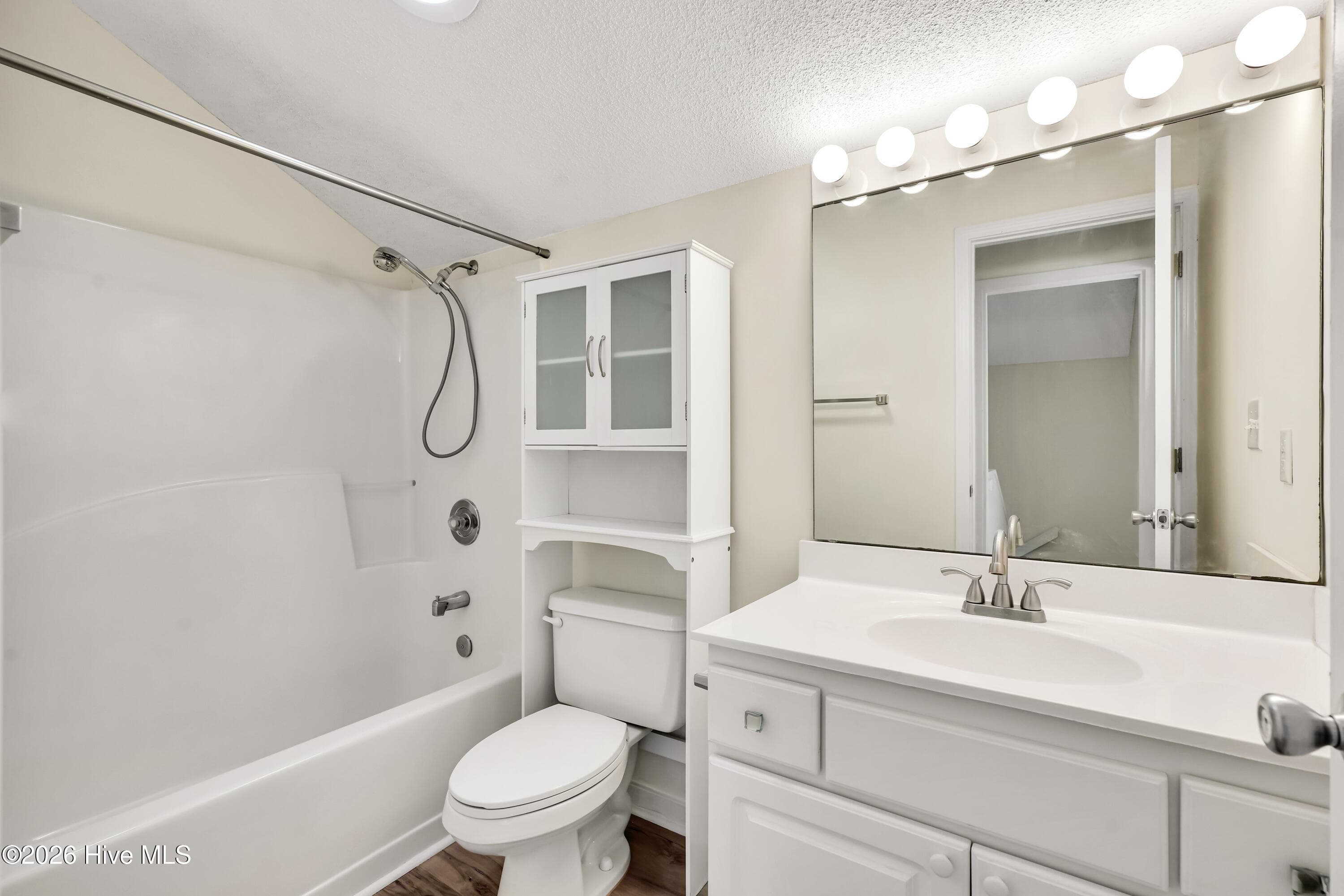Townhouse at 1433 Villa Place E, Wilmington, NC 28409, photo 38 of 53