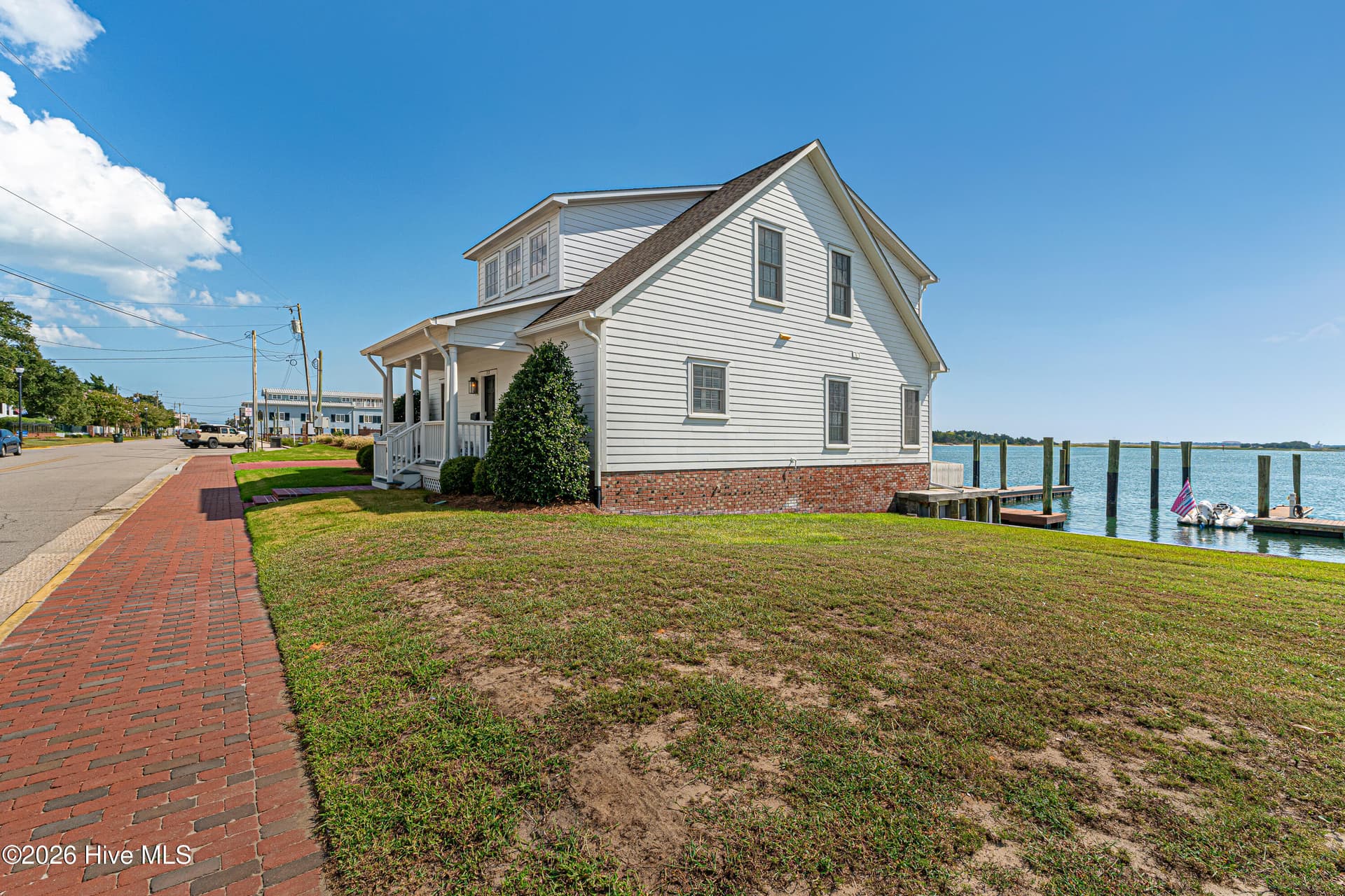 Single Family Residence at 122 Front Street & Slip, Beaufort, NC 28516, photo 4 of 4