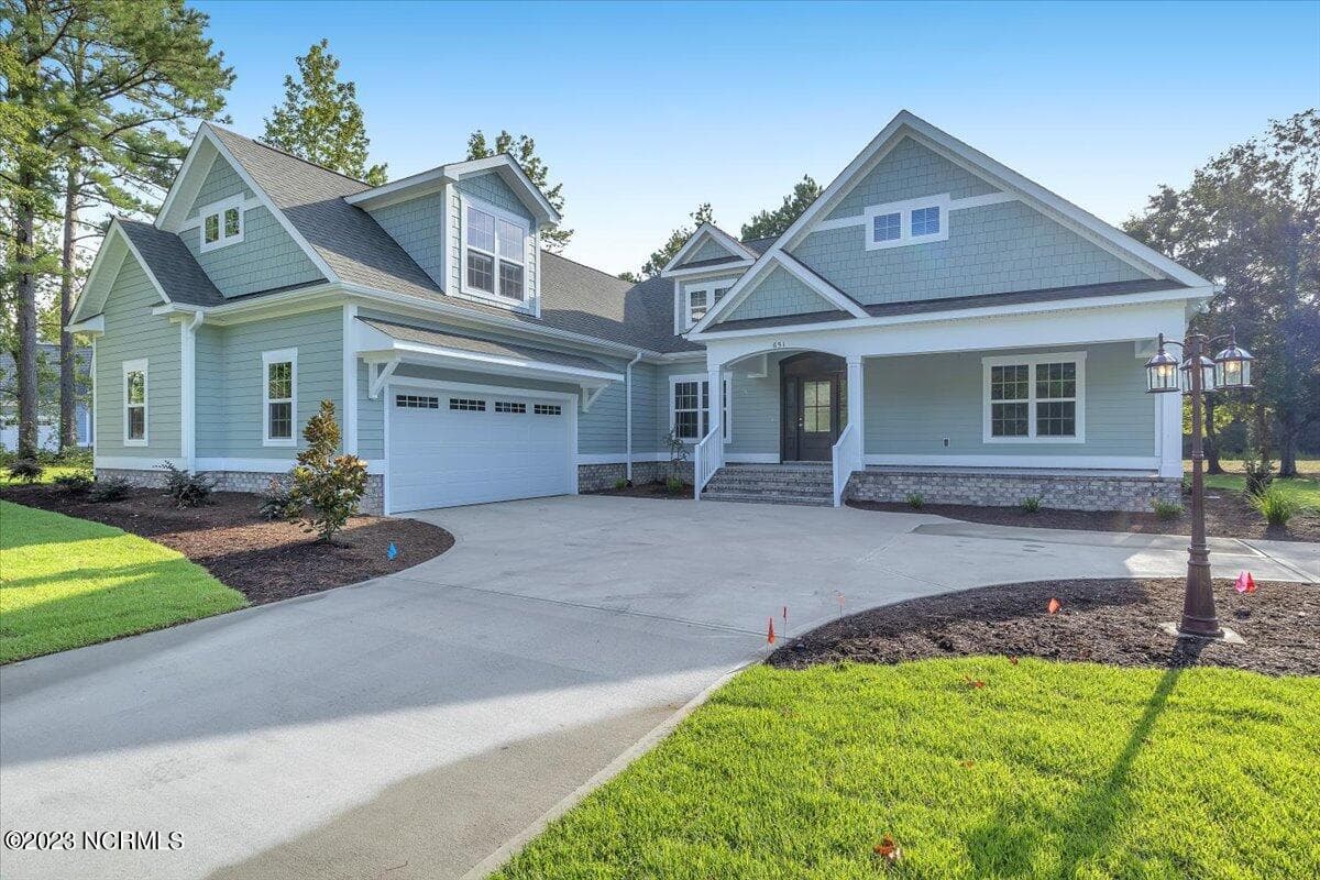 Standard side entry garage - 576 Hearthside Drive SE, Bolivia, NC 28422