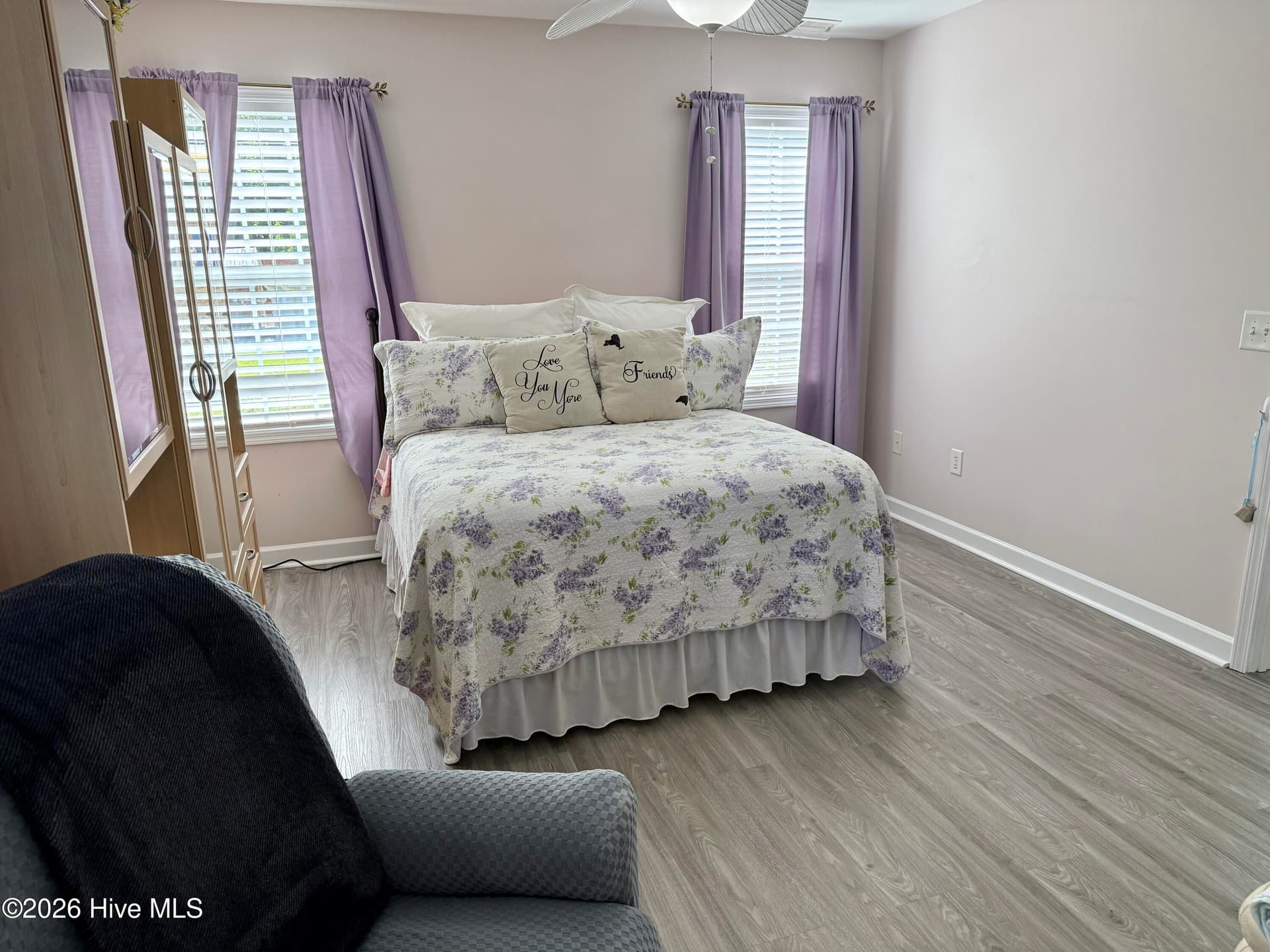 Single Family Residence at 408 N Belvedere Drive, Hampstead, NC 28443, photo 17 of 32
