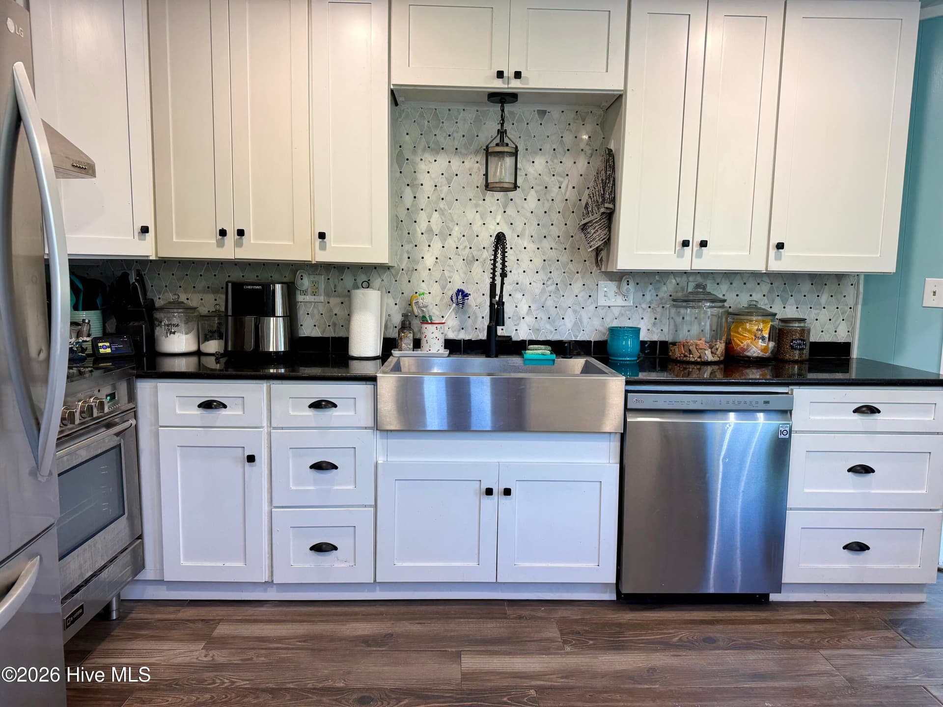 Single Family Residence at 126 Jones Street, Holly Ridge, NC 28445, photo 2 of 11