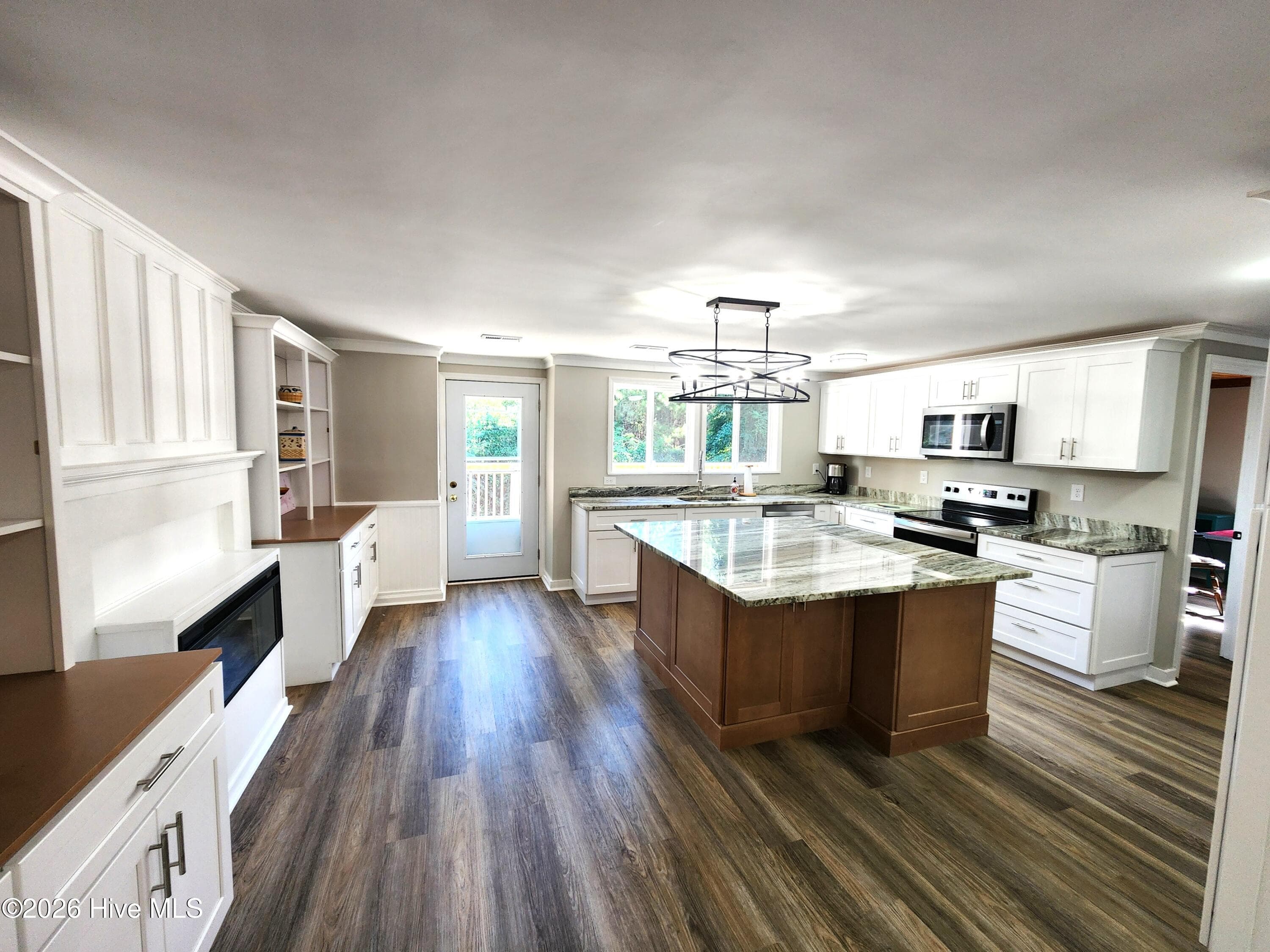Single Family Residence at 104 Croatan Drive, Newport, NC 28570, photo 11 of 46
