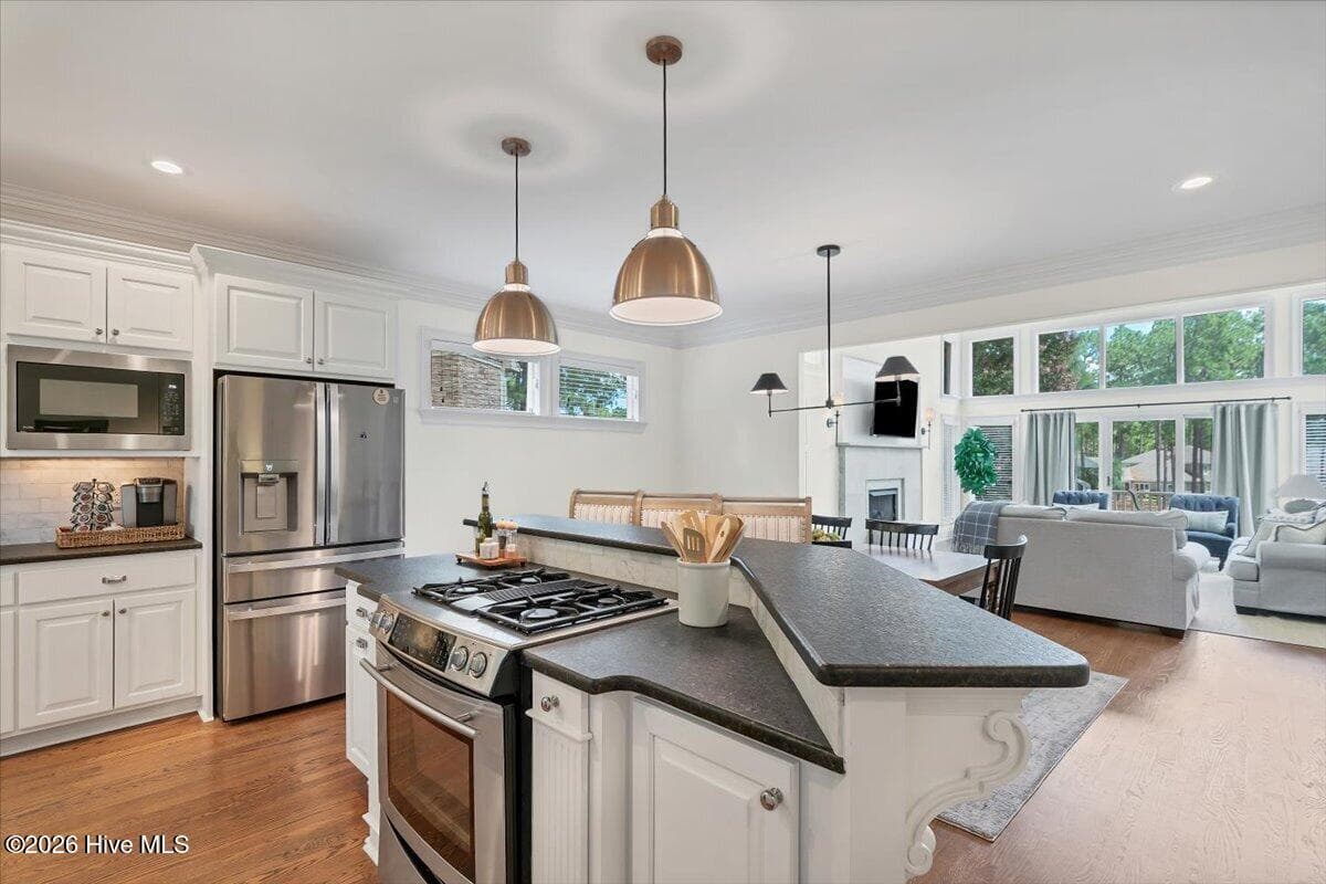 Light, Bright, and Seamlessly Connected. - 150 Cochrane Castle Circle, Pinehurst, NC 28374