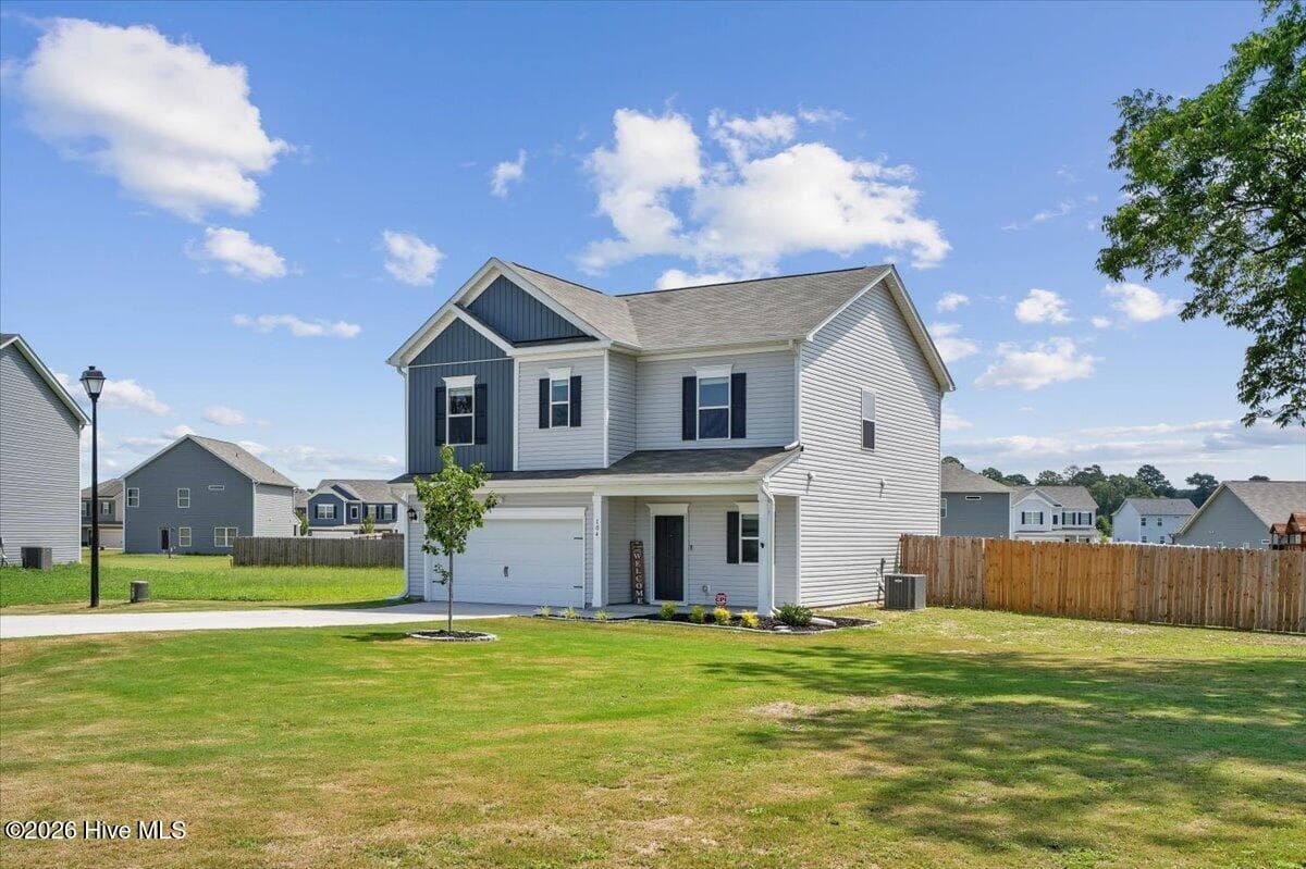 Single Family Residence at 104 Saxony Drive, Goldsboro, NC 27530, photo 3 of 40