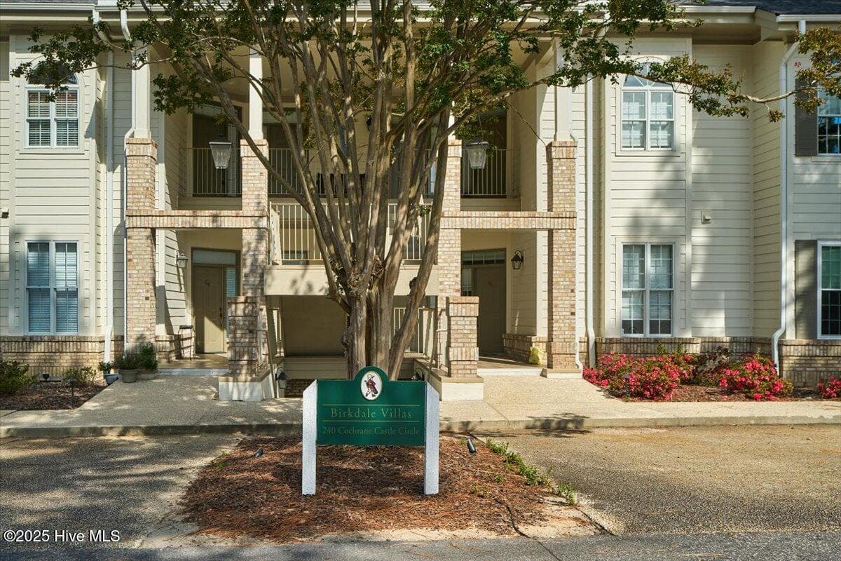 Condominium at 240 Cochrane Castle Circle Apt E, Pinehurst, NC 28374, photo 40 of 46