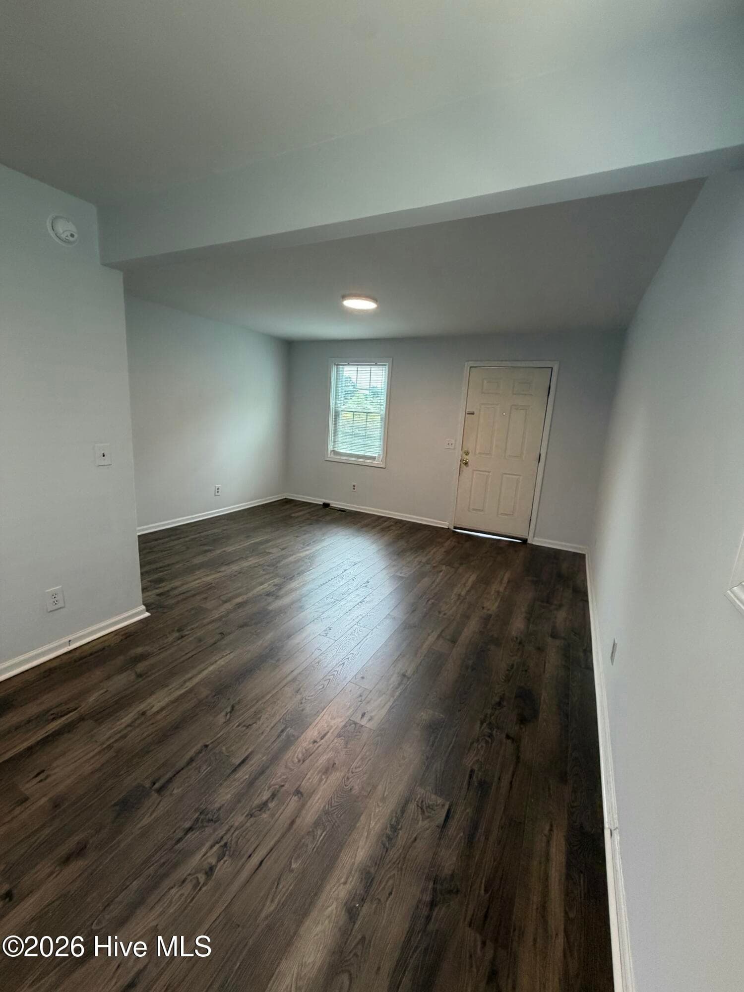 Single Family Residence at 1015 Queen Street, Wilmington, NC 28401, photo 7 of 9