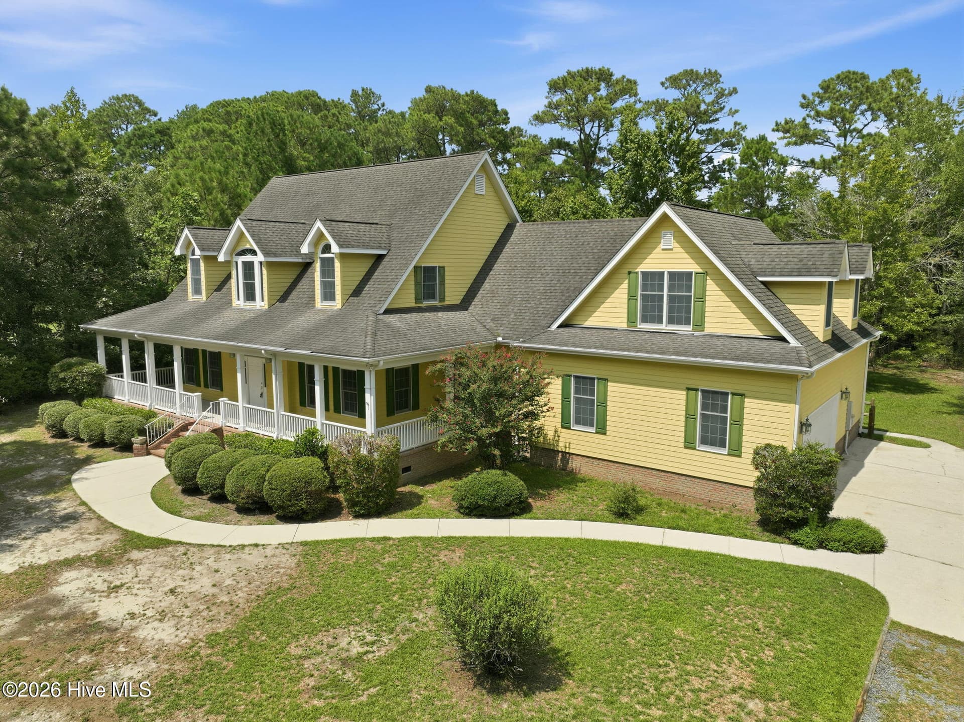 Single Family Residence at 303 Creekview Drive, Hampstead, NC 28443, photo 2 of 56