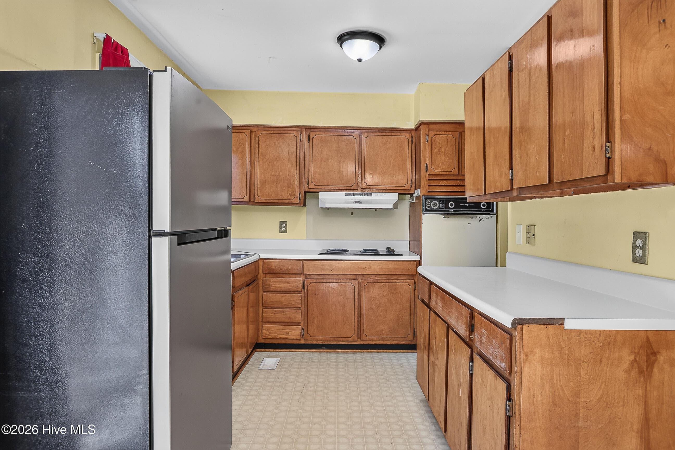 Single Family Residence at 115 Shamrock Drive, Jacksonville, NC 28540, photo 11 of 38