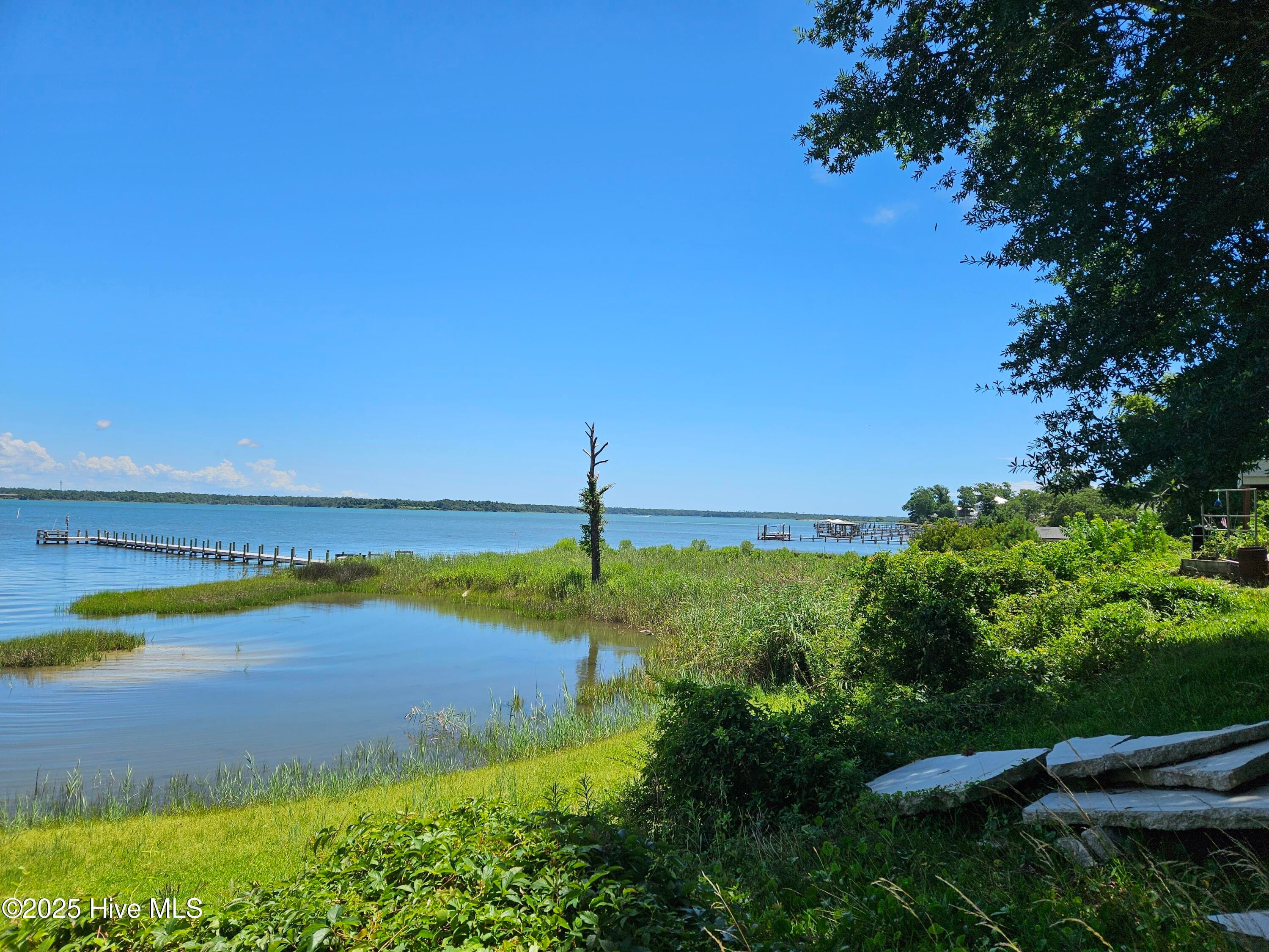 139 Hall Point Road, Sneads Ferry, NC 28460