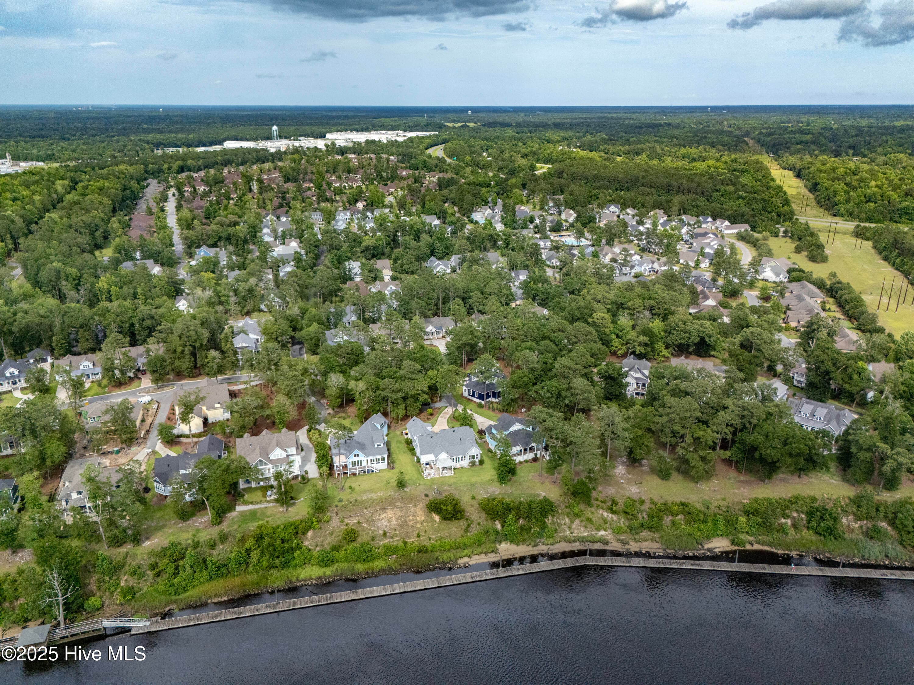 Expansive riverfront views - 3623 White Cliffs Drive, Castle Hayne, NC 28429