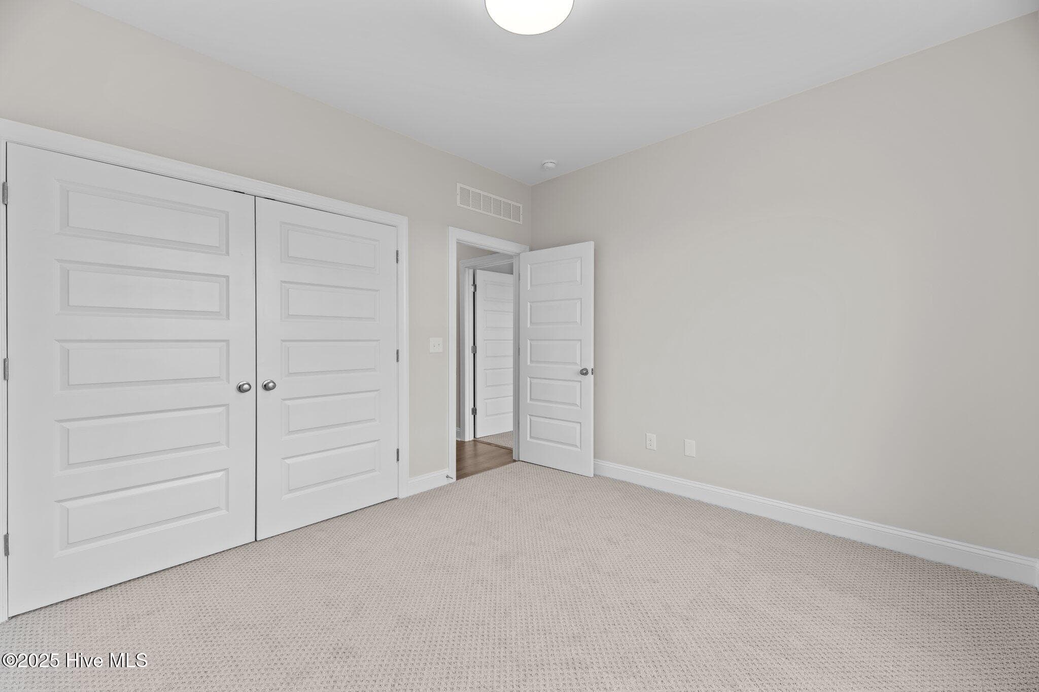 Single Family Residence at 1015 Brighton Drive, New Bern, NC 28562, photo 35 of 47