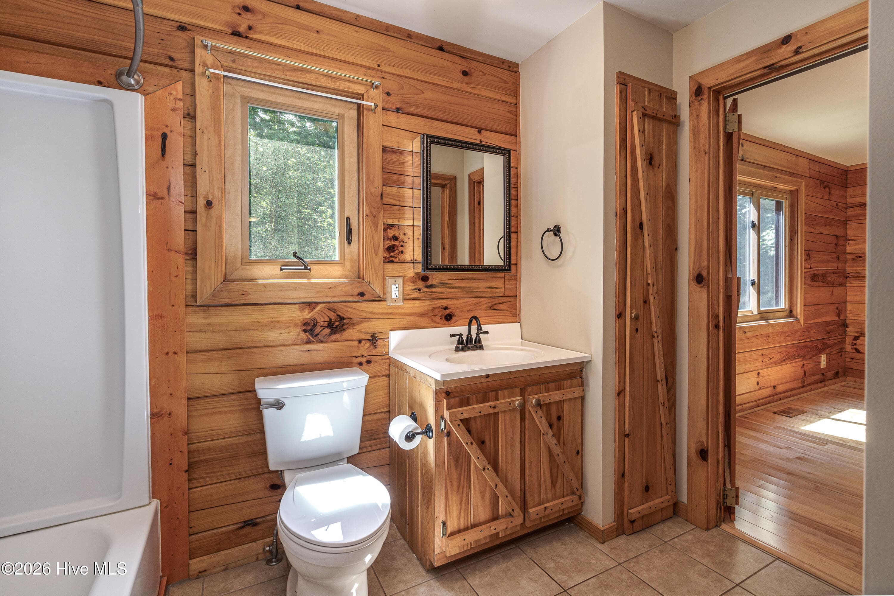 Single Family Residence at 44 Red Wolf Trail, Blairsville, GA 30512, photo 13 of 46