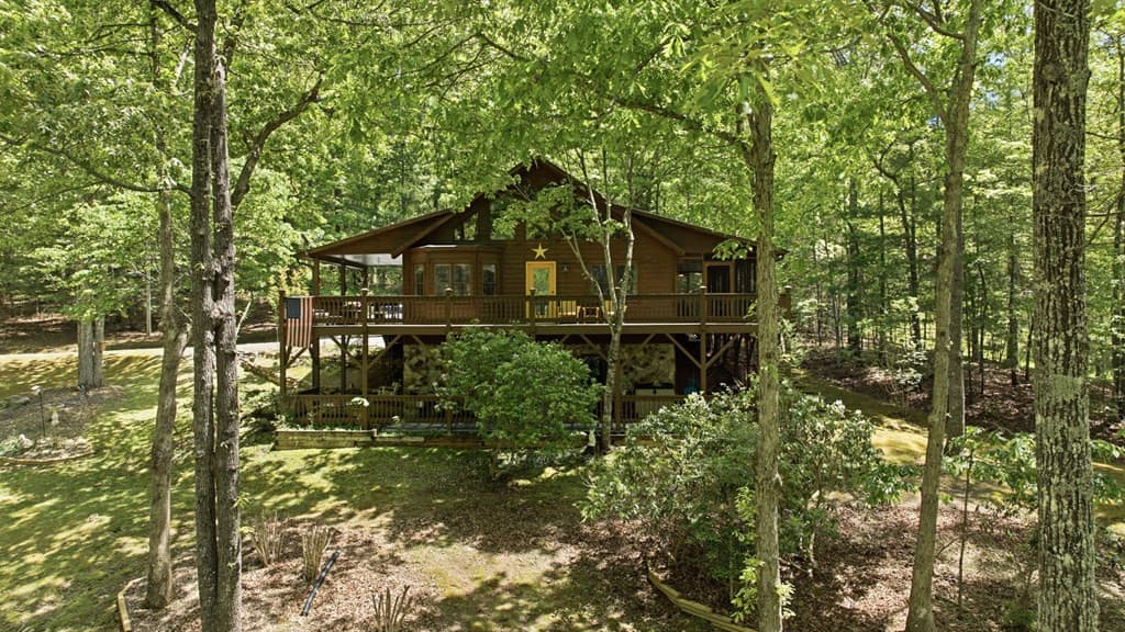 Residential at 90 Skyland Trail, Murphy, NC 28906, photo 2 of 3
