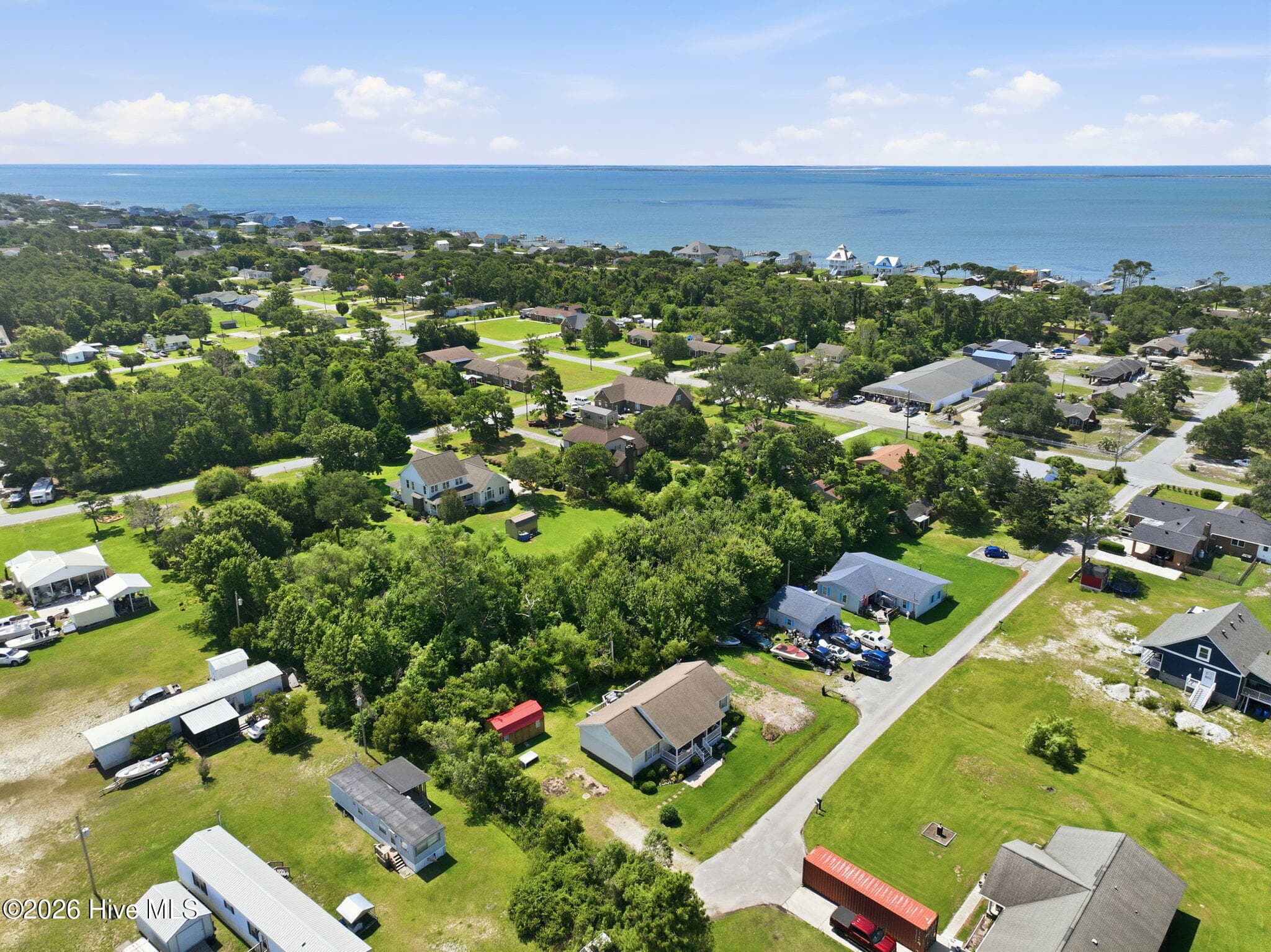 Manufactured Home at 202 Willis Drive, Harkers Island, NC 28531, Harkers Island, photo 16 of 48