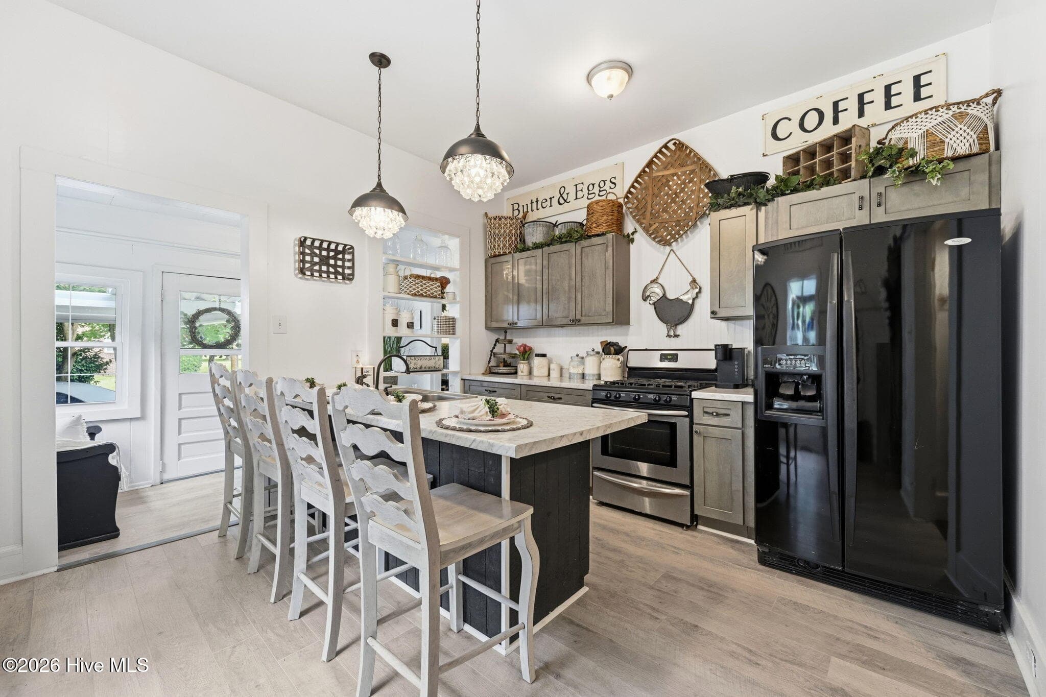 Beautiful kitchen blending original with new modern updates - 105 E Hargett Street, Richlands, NC 28574