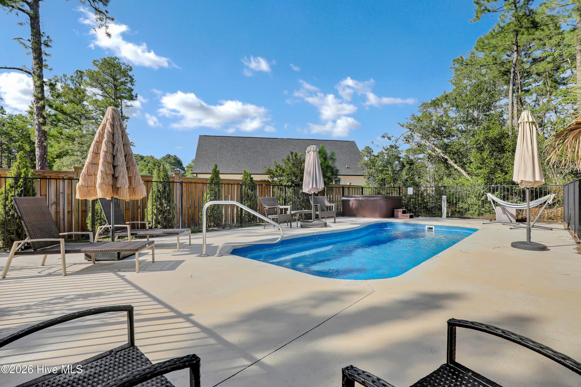 Single Family Residence at 2005 Country Club Drive, Hampstead, NC 28443, photo 37 of 66