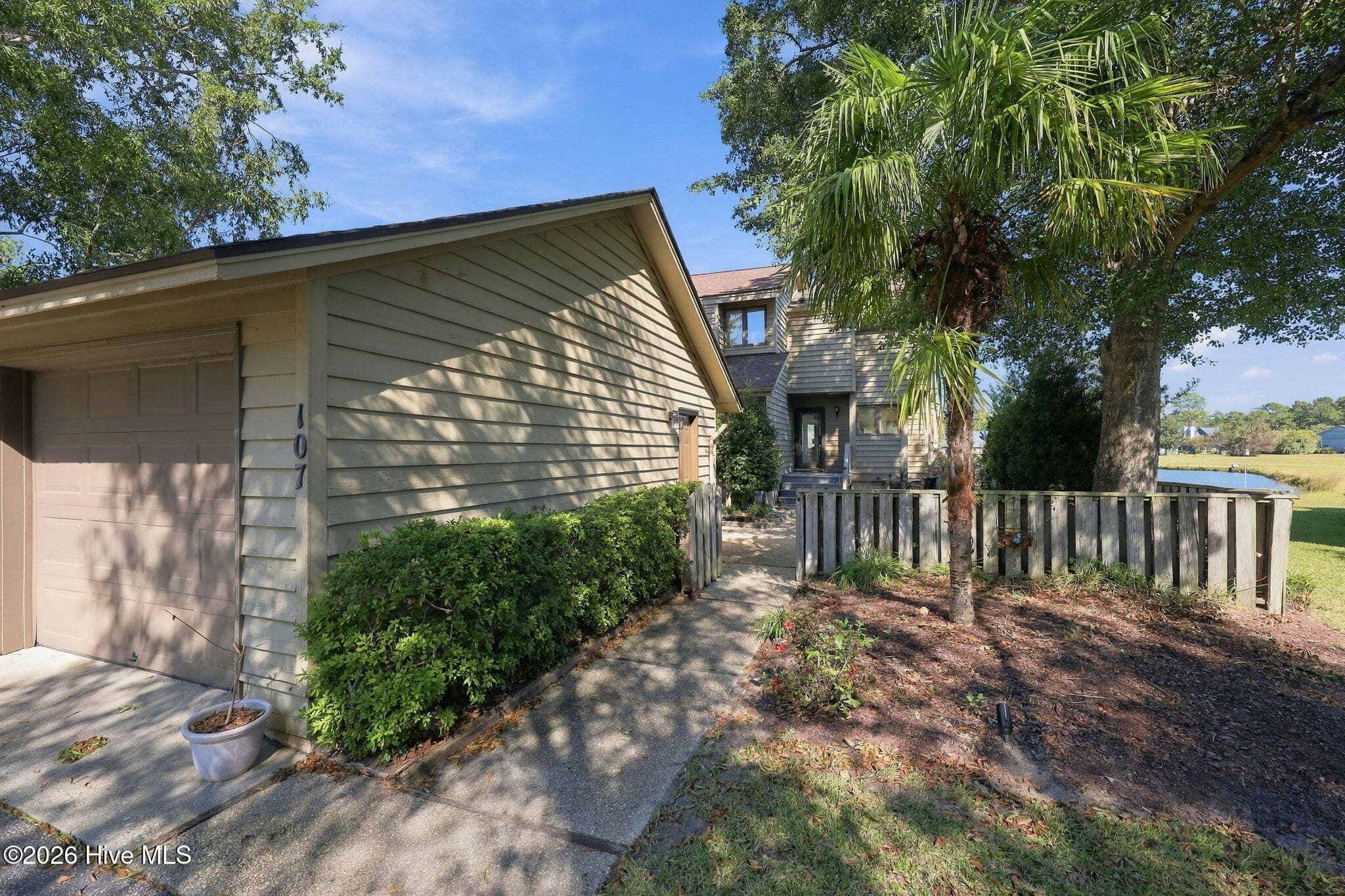 Townhouse at 107 Egret Court, Hampstead, NC 28443, photo 64 of 100