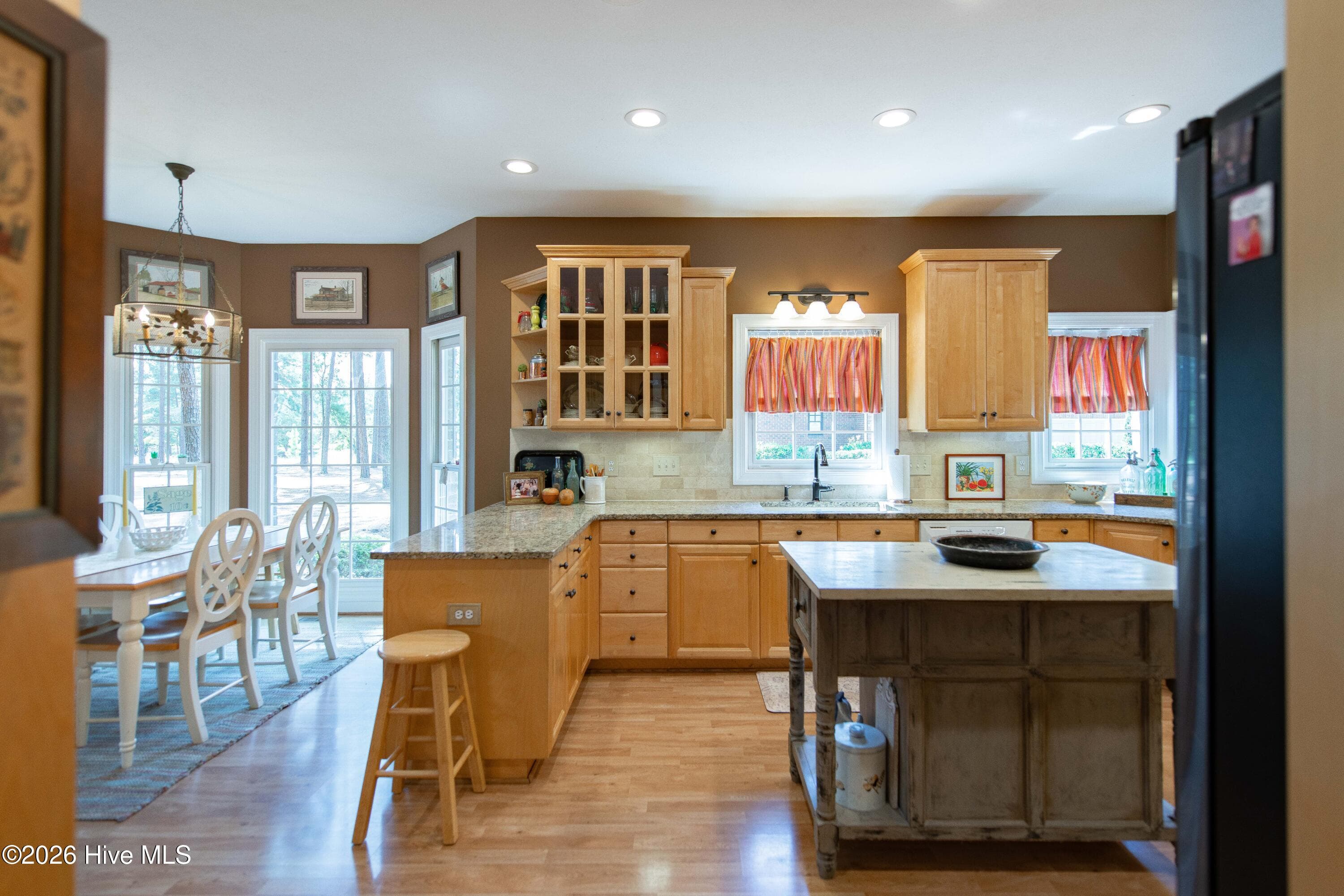 Single Family Residence at 29 Abbottsford Drive, Pinehurst, NC 28374, photo 15 of 74