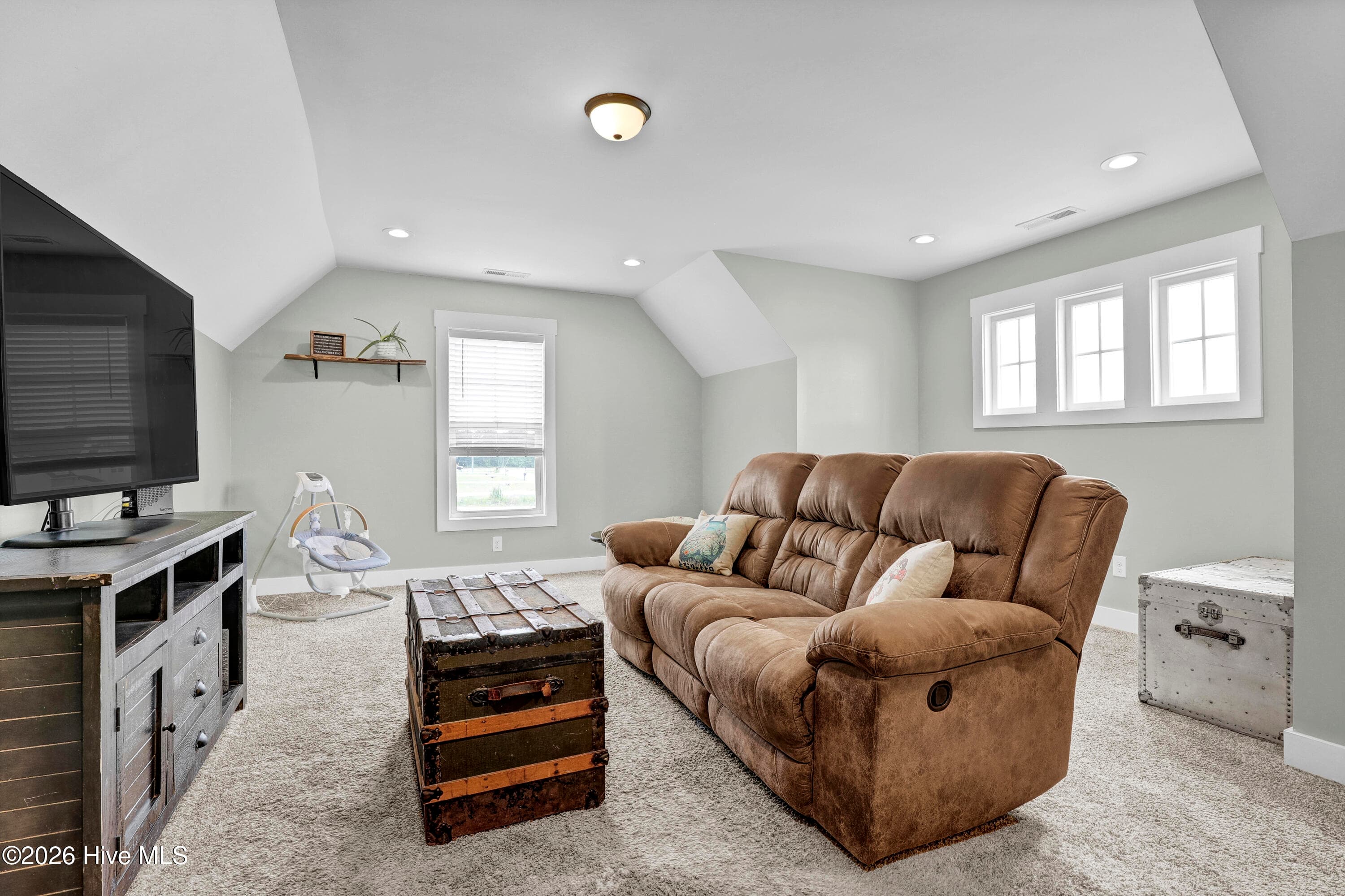 Single Family Residence at 440 Elgin Road, Hubert, NC 28539, photo 22 of 34