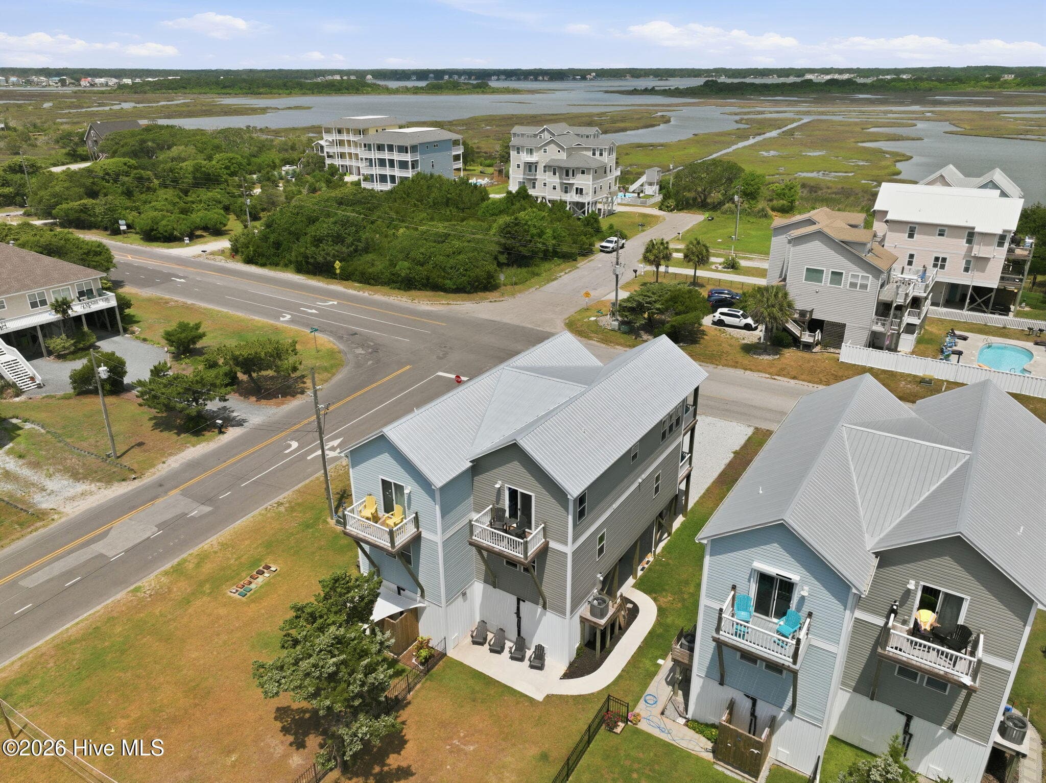 Townhouse at 124 Sea Gull Lane, North Topsail Beach, NC 28460, photo 46 of 48