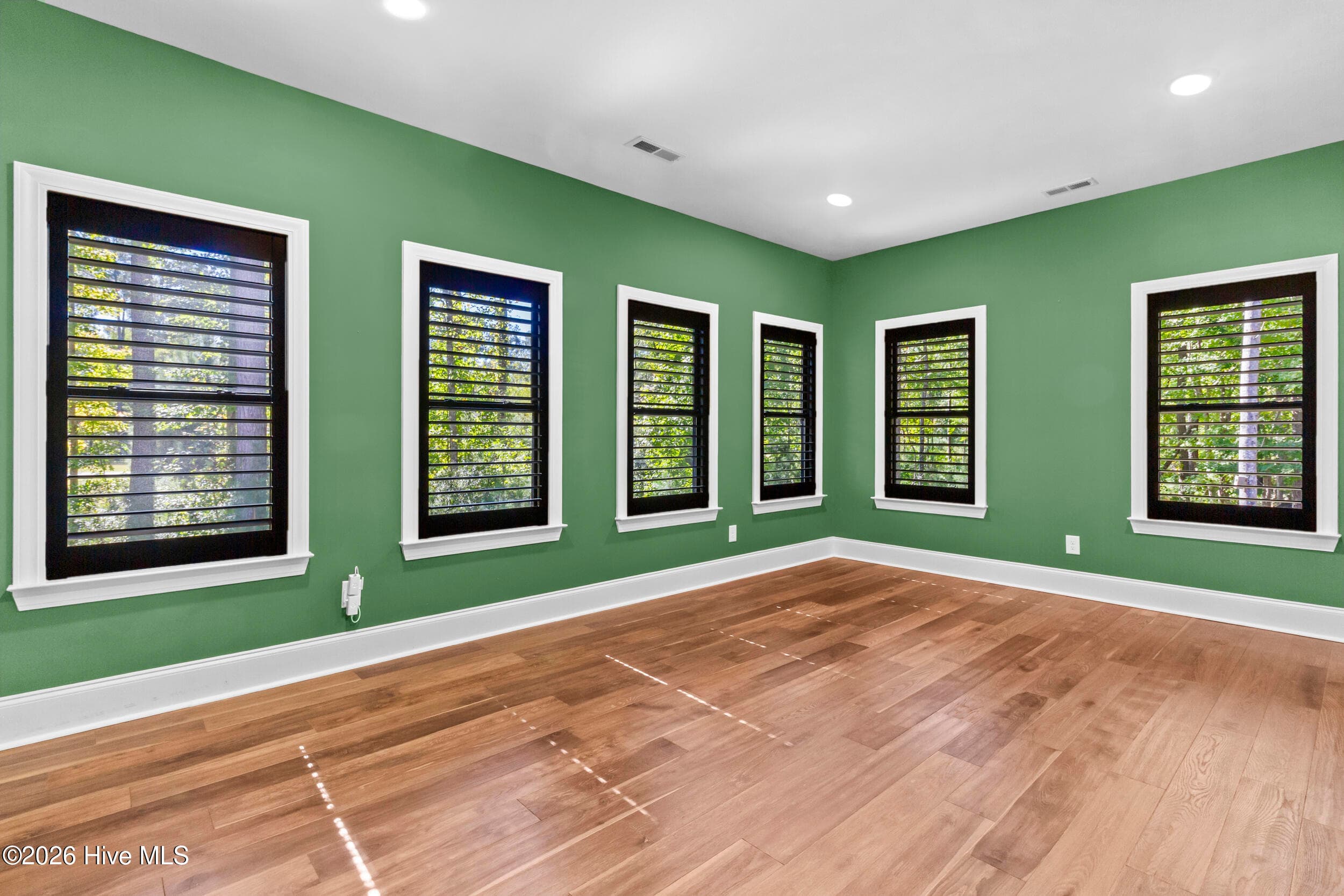 Single Family Residence at 1003 Alabaster Drive, New Bern, NC 28562, photo 29 of 99