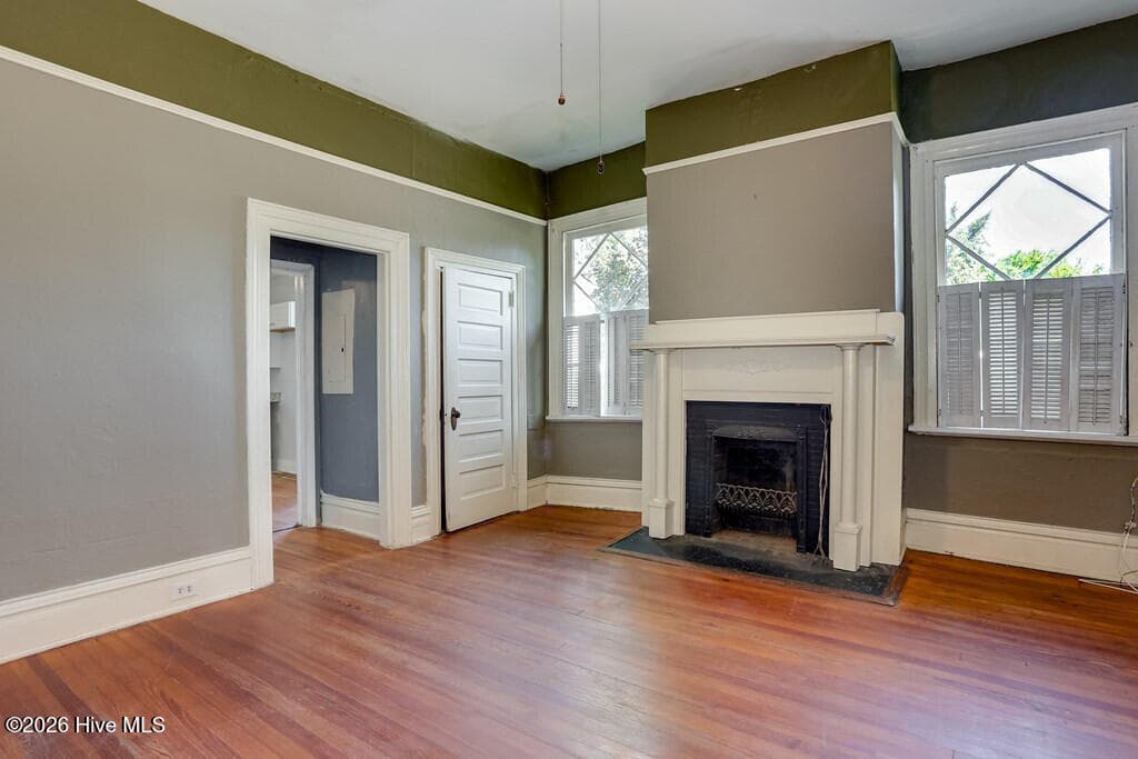 Triplex at 2220 Queens Way, Augusta, GA 30904, photo 3 of 12