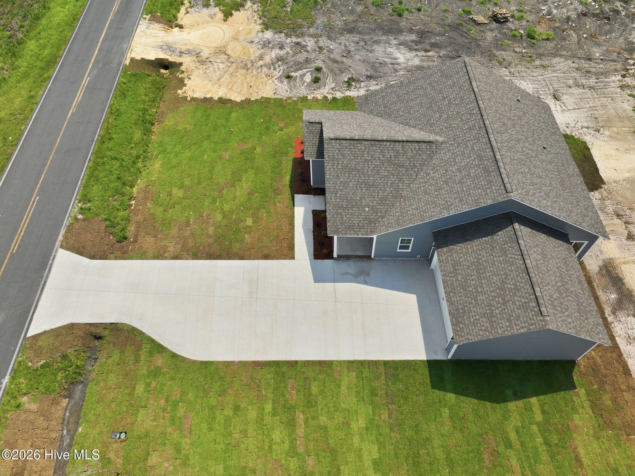 Single Family Residence at 589 Batchelor Road, Richlands, NC 28574, photo 10 of 54