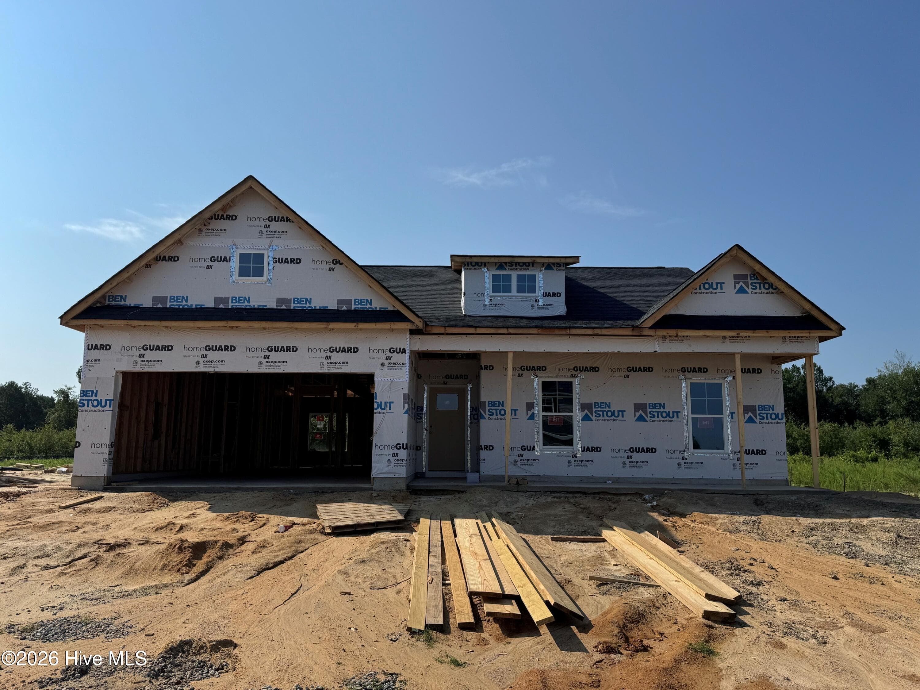 Single Family Residence at 201 Ashley Heights Drive, Aberdeen, NC 28315, photo 9 of 39